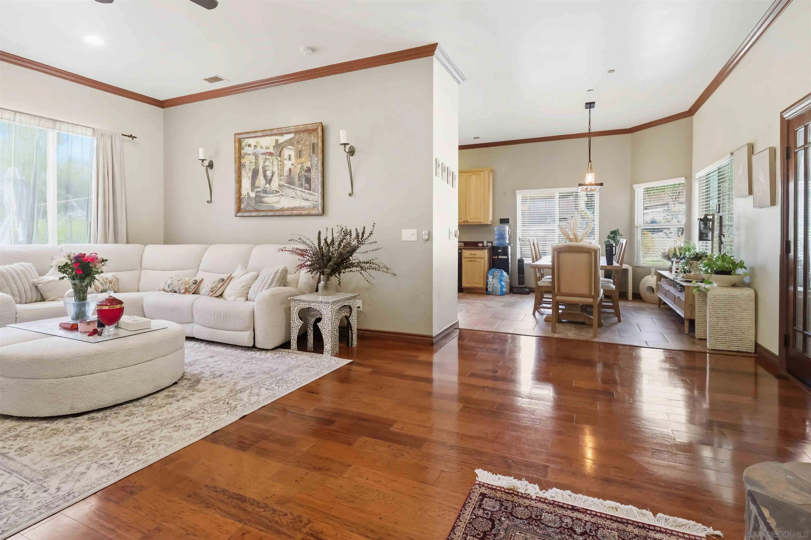 https://cdn.realtyfeed.com/cdn/127/260009190/601575606ab1b1093fff4bc42bd4e3c4.webp
