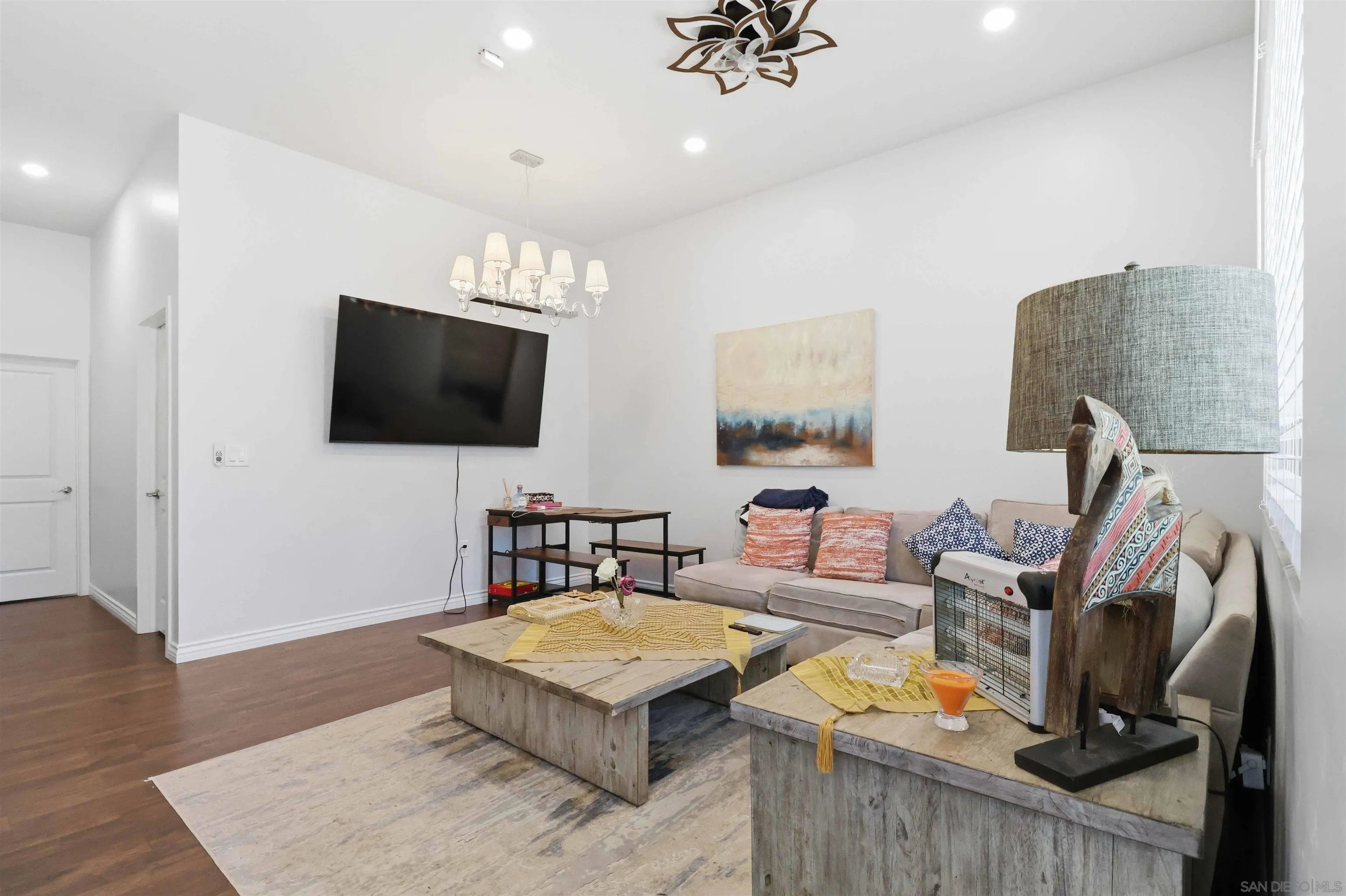 https://cdn.realtyfeed.com/cdn/127/260009190/9b0900210165635a851c59dda1bdccef.webp