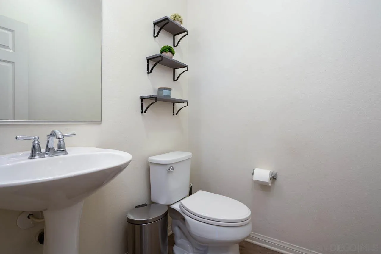 https://cdn.realtyfeed.com/cdn/127/260009192/1e3273e1a62cca41cb94d3c7dc4dde72.webp