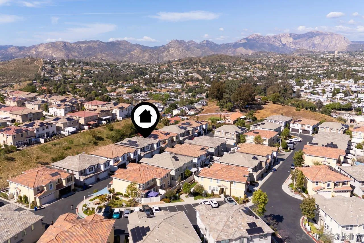 https://cdn.realtyfeed.com/cdn/127/260009192/7891c37037604a83b193a49c0a12cc81.webp