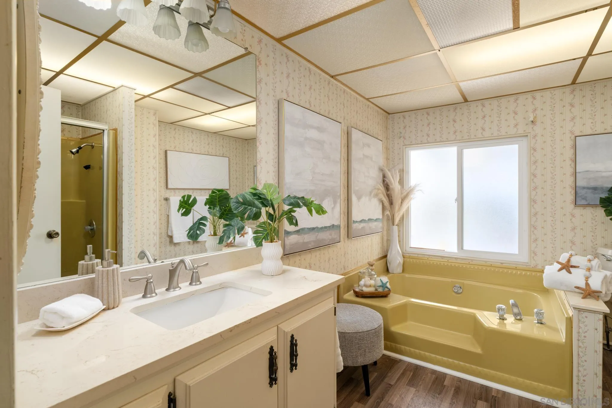 https://cdn.realtyfeed.com/cdn/127/260009195/5e56bda294dbeb6c08e9285d93a117ab.webp