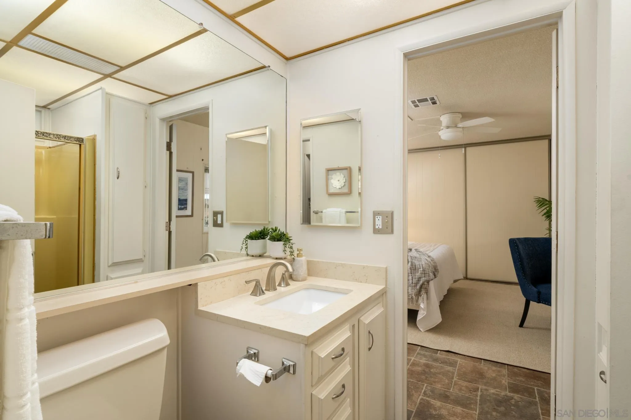 https://cdn.realtyfeed.com/cdn/127/260009195/65a71916e8c66212c237e995b9344705.webp