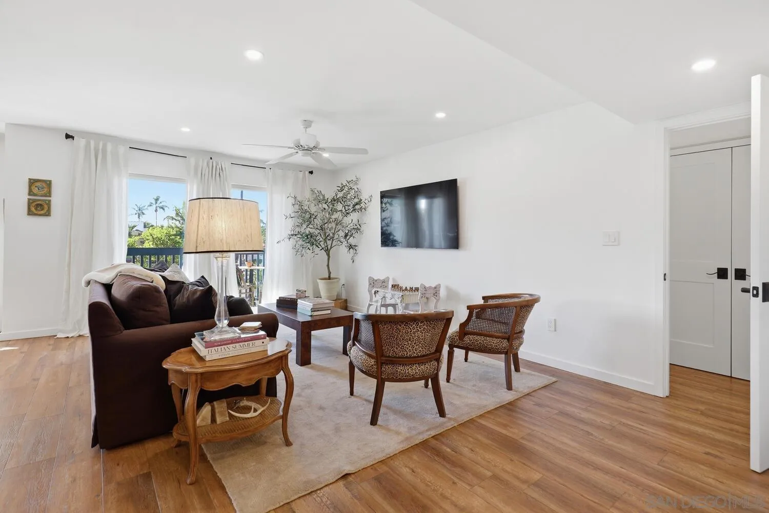 Photo #2: 260009196 Listing: Photo #2