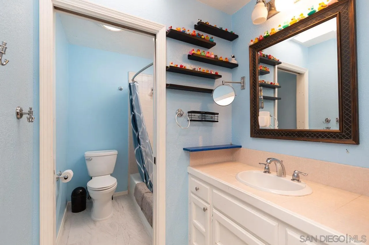 Photo #23: 260009200 Listing: Photo #23