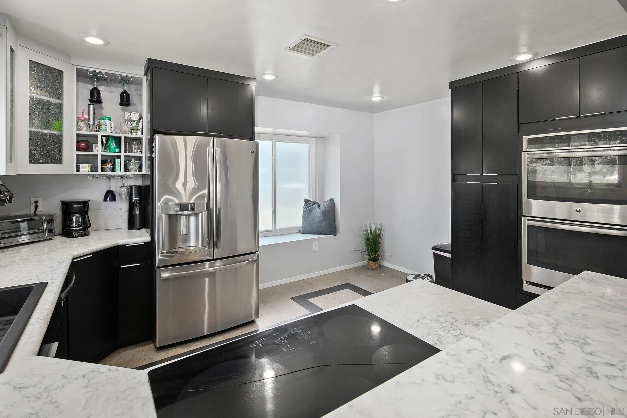 Photo #12: 260009201 Listing: Photo #12