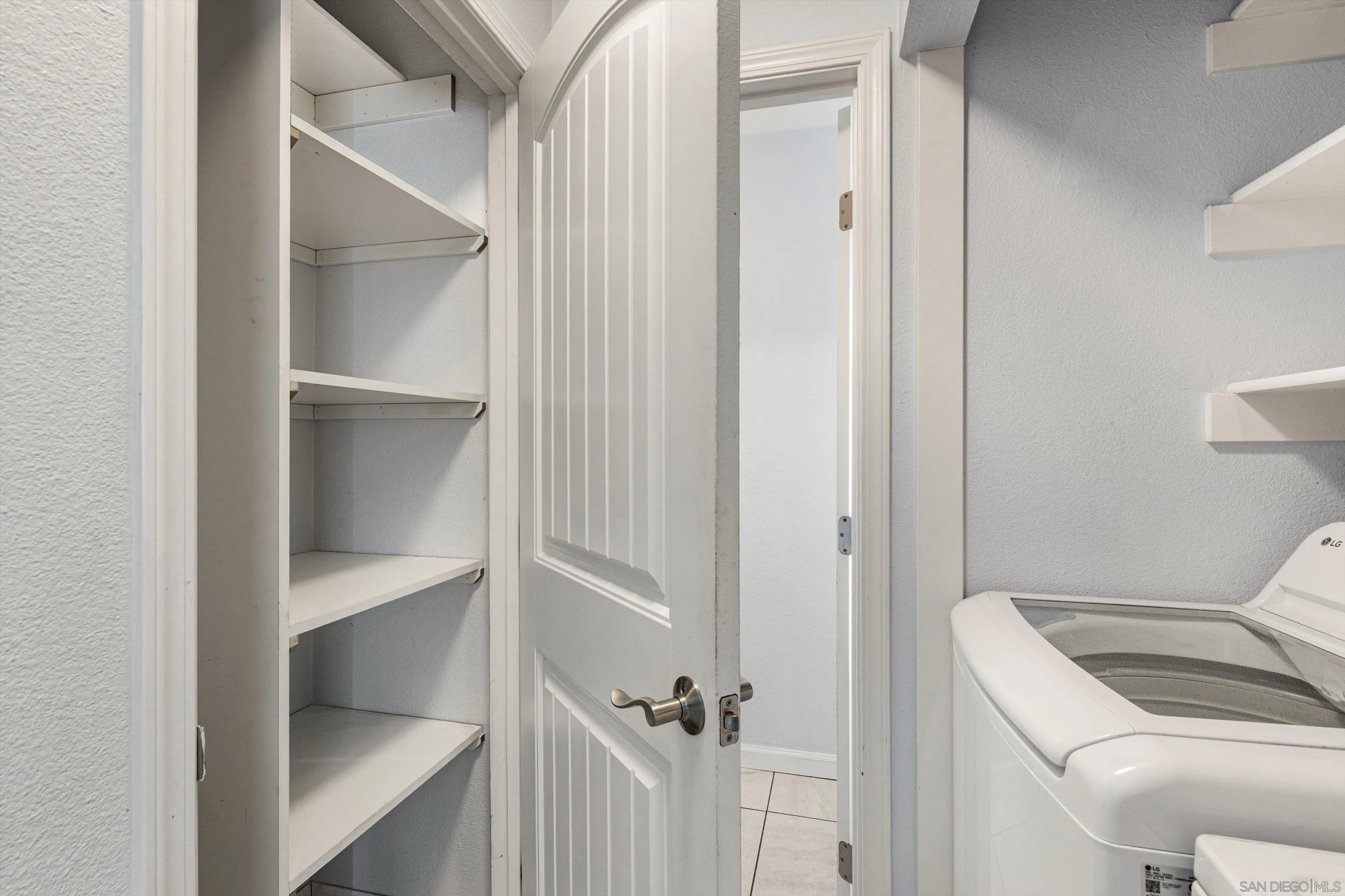 https://cdn.realtyfeed.com/cdn/127/260009202/1e34f177f9a39915d7374cf5b7a16129.webp
