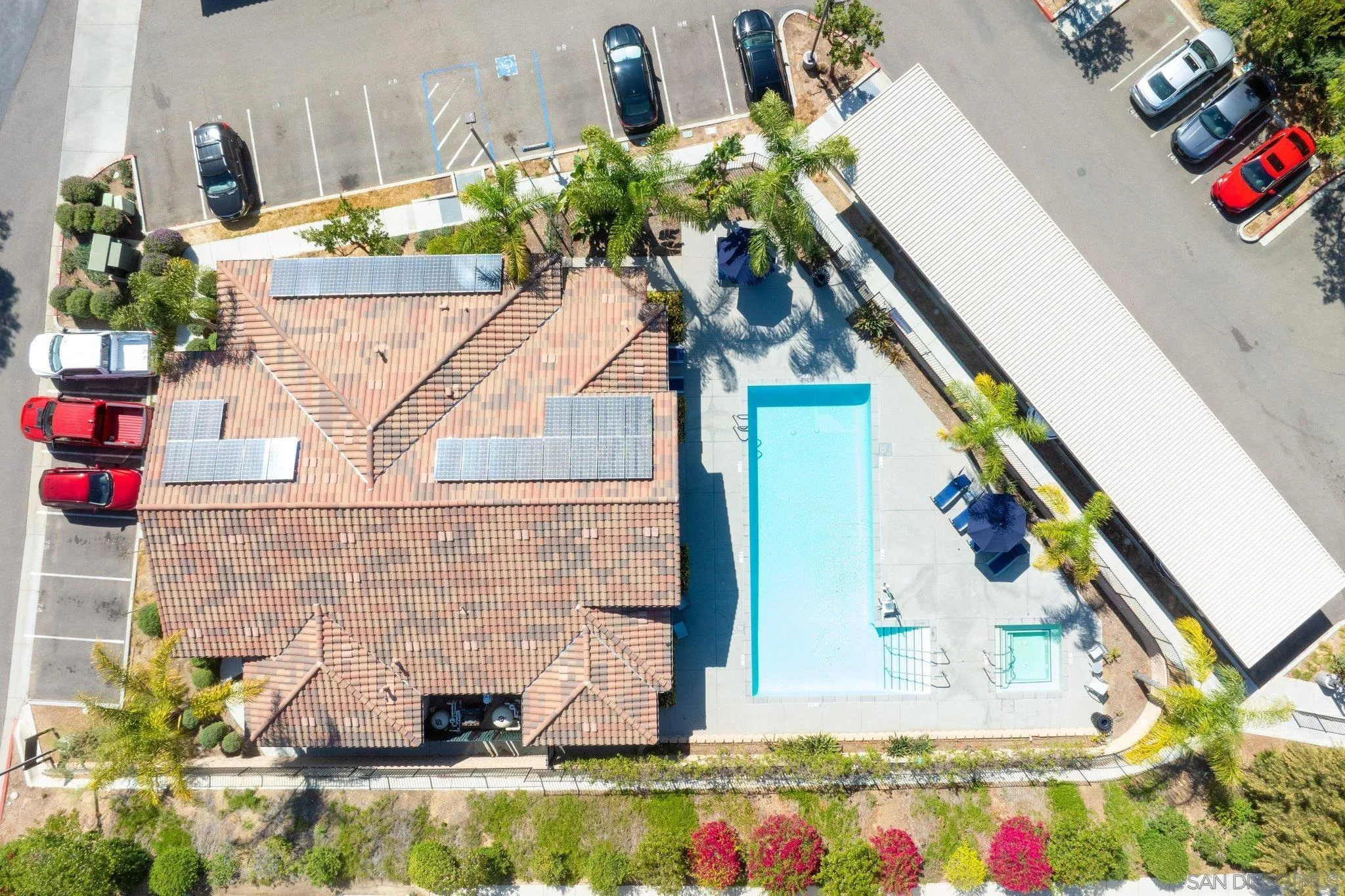 https://cdn.realtyfeed.com/cdn/127/260009206/0fa62560762ea39765993962be8c0305.webp
