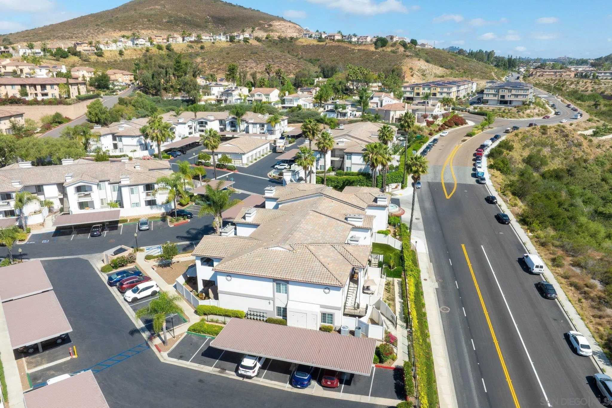 https://cdn.realtyfeed.com/cdn/127/260009206/380ca62a81e6995c4641cf4b920b8d5f.webp