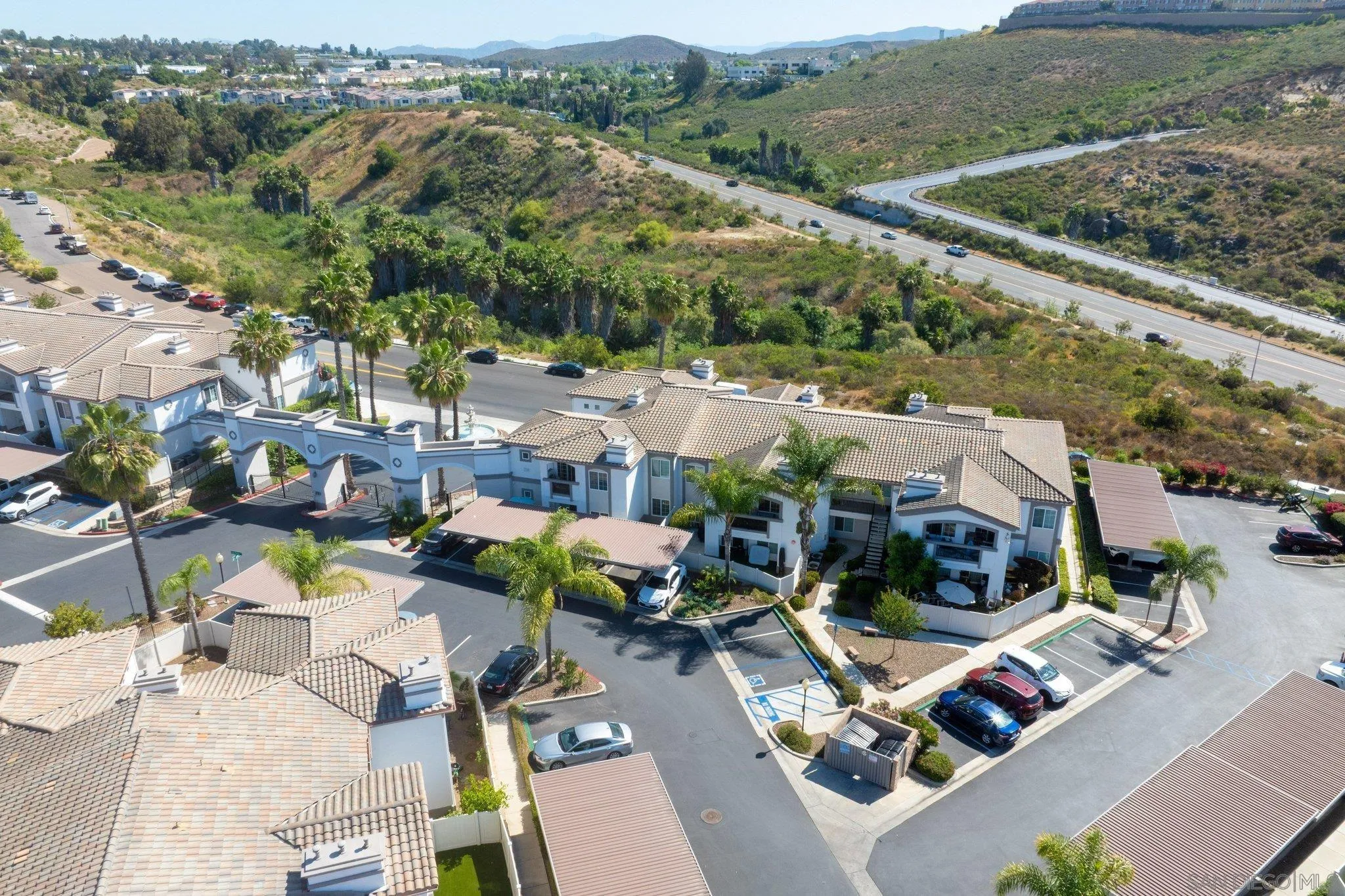 https://cdn.realtyfeed.com/cdn/127/260009206/46eee8b34dc7491c0c52a3d3093f4683.webp