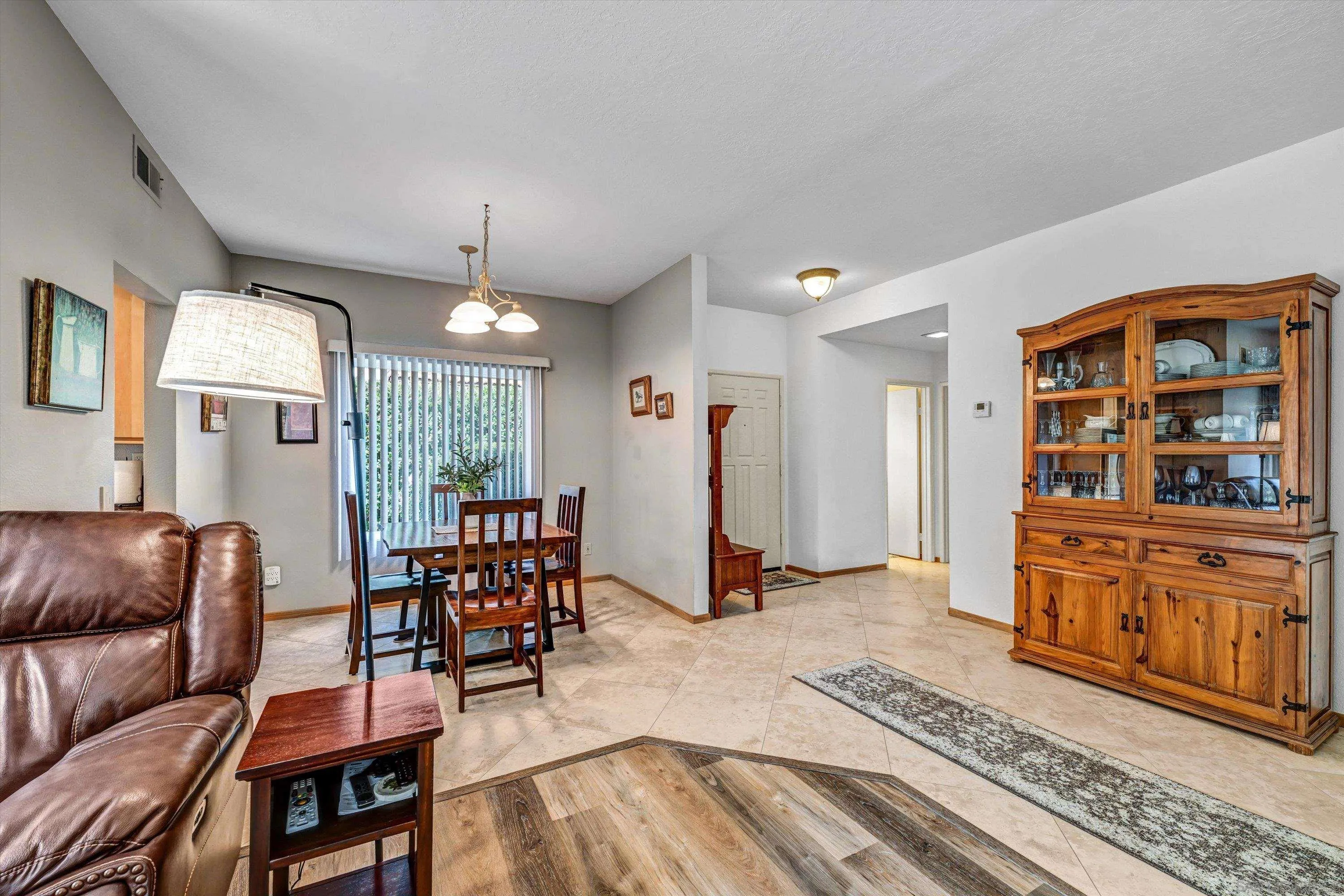 Photo #11: 260009208 Listing: Photo #11