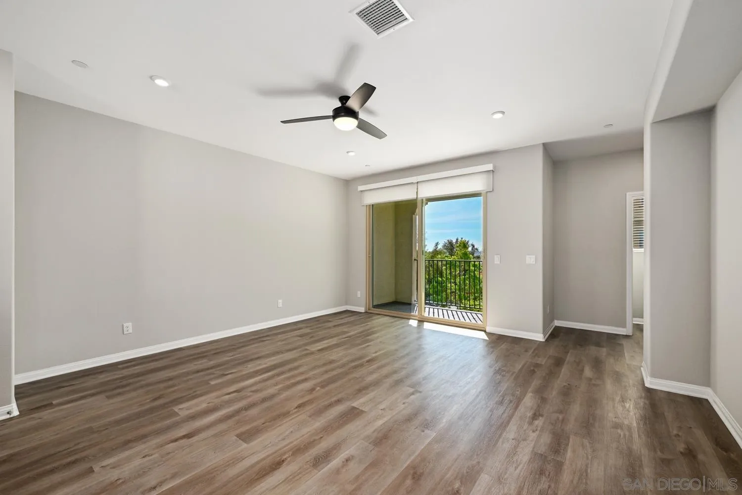 Photo #5: 260009211 Listing: Photo #5