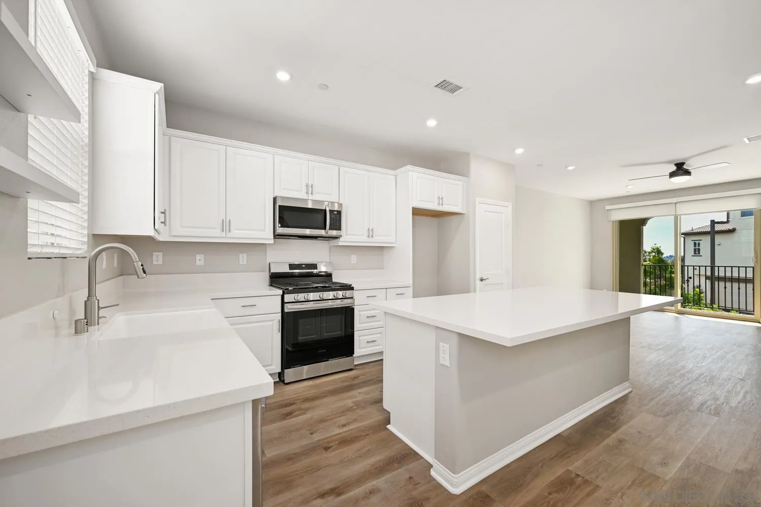 Photo #8: 260009211 Listing: Photo #8