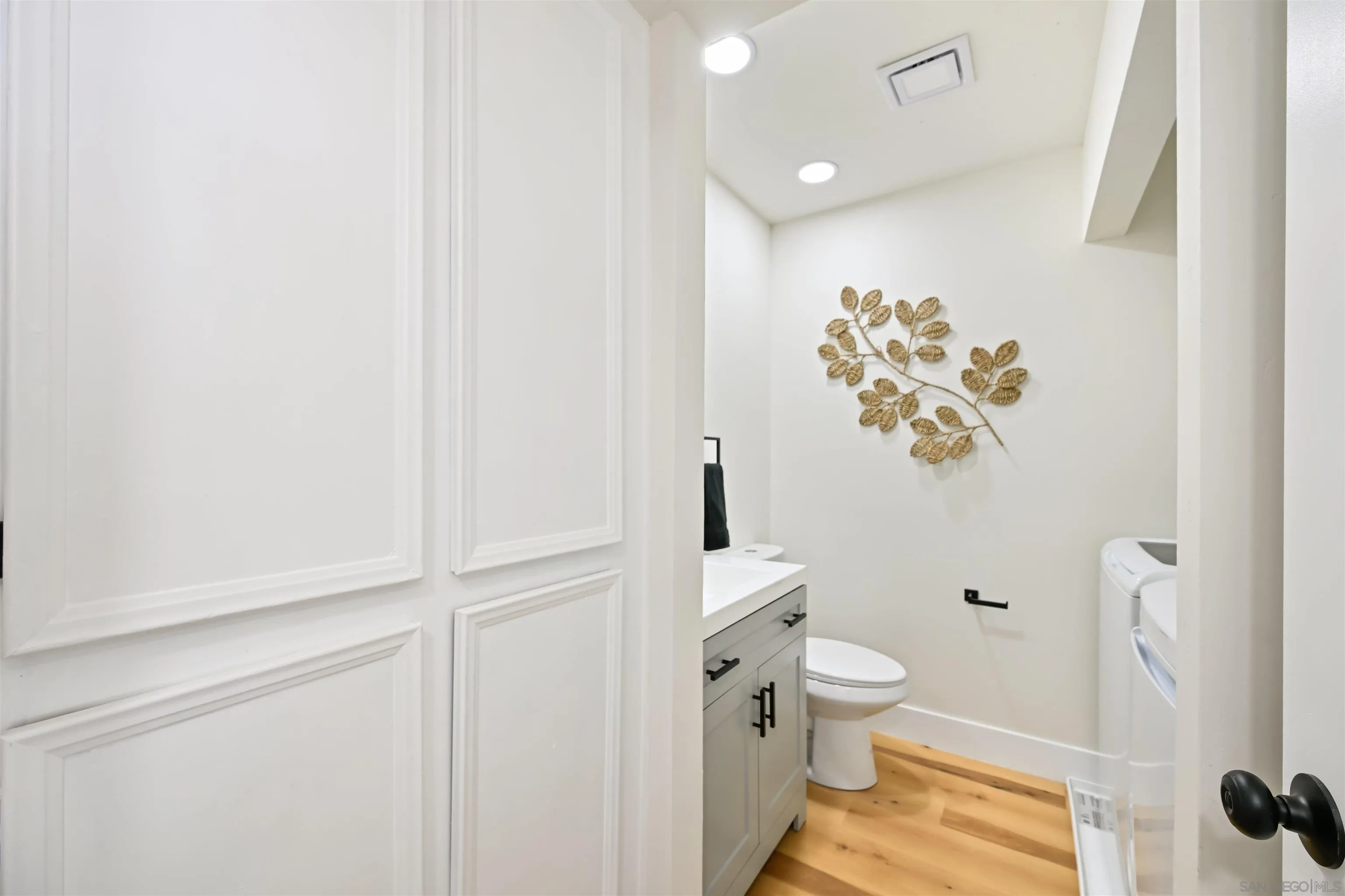 https://cdn.realtyfeed.com/cdn/127/260009214/c943f03878dc24d2350a3fbb6a9d3500.webp
