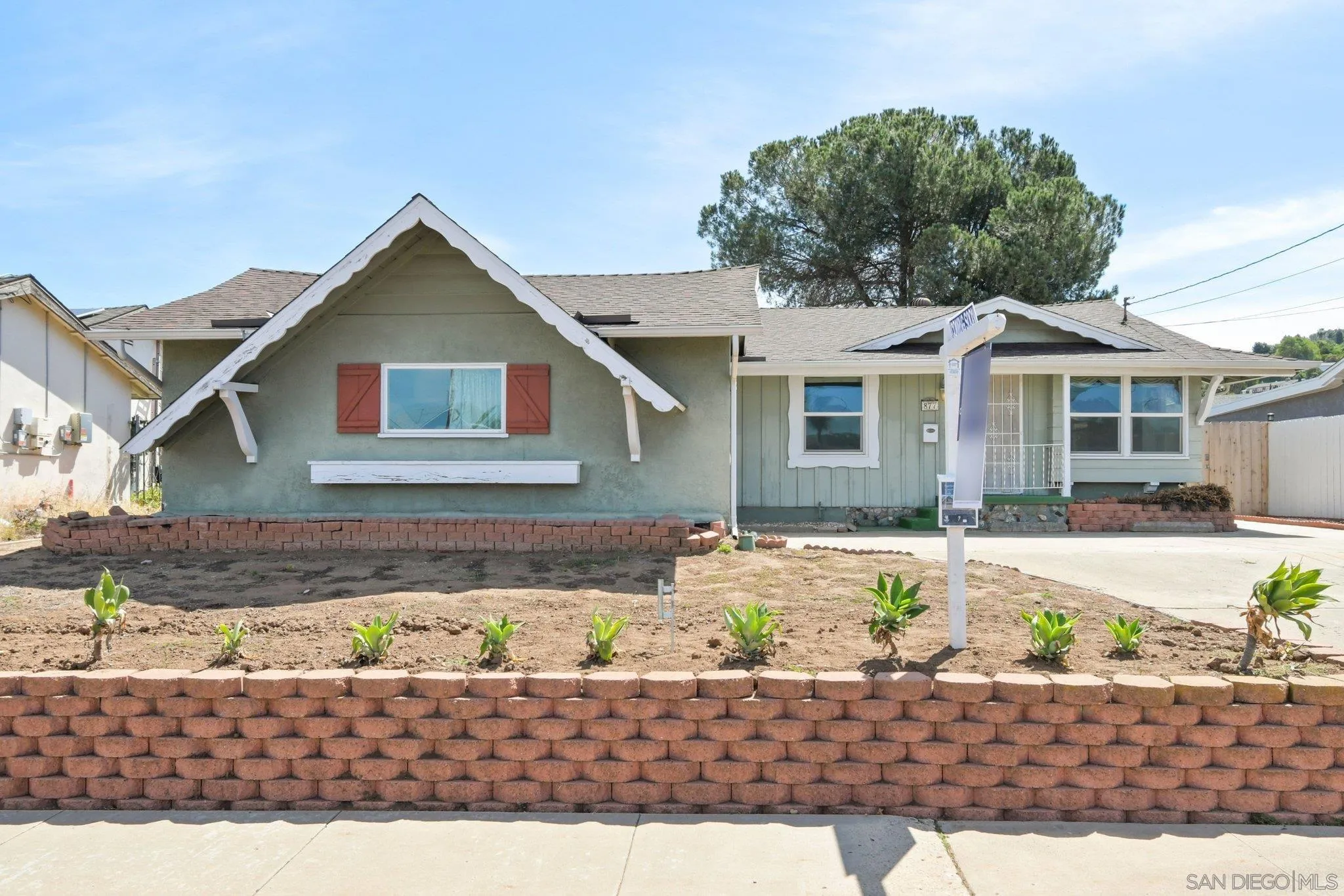 877 Alveda Avenue, El Cajon, CA, 92019