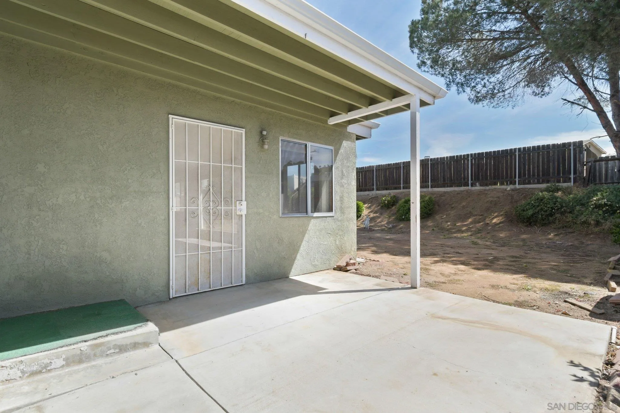 877 Alveda Avenue, El Cajon, CA, 92019