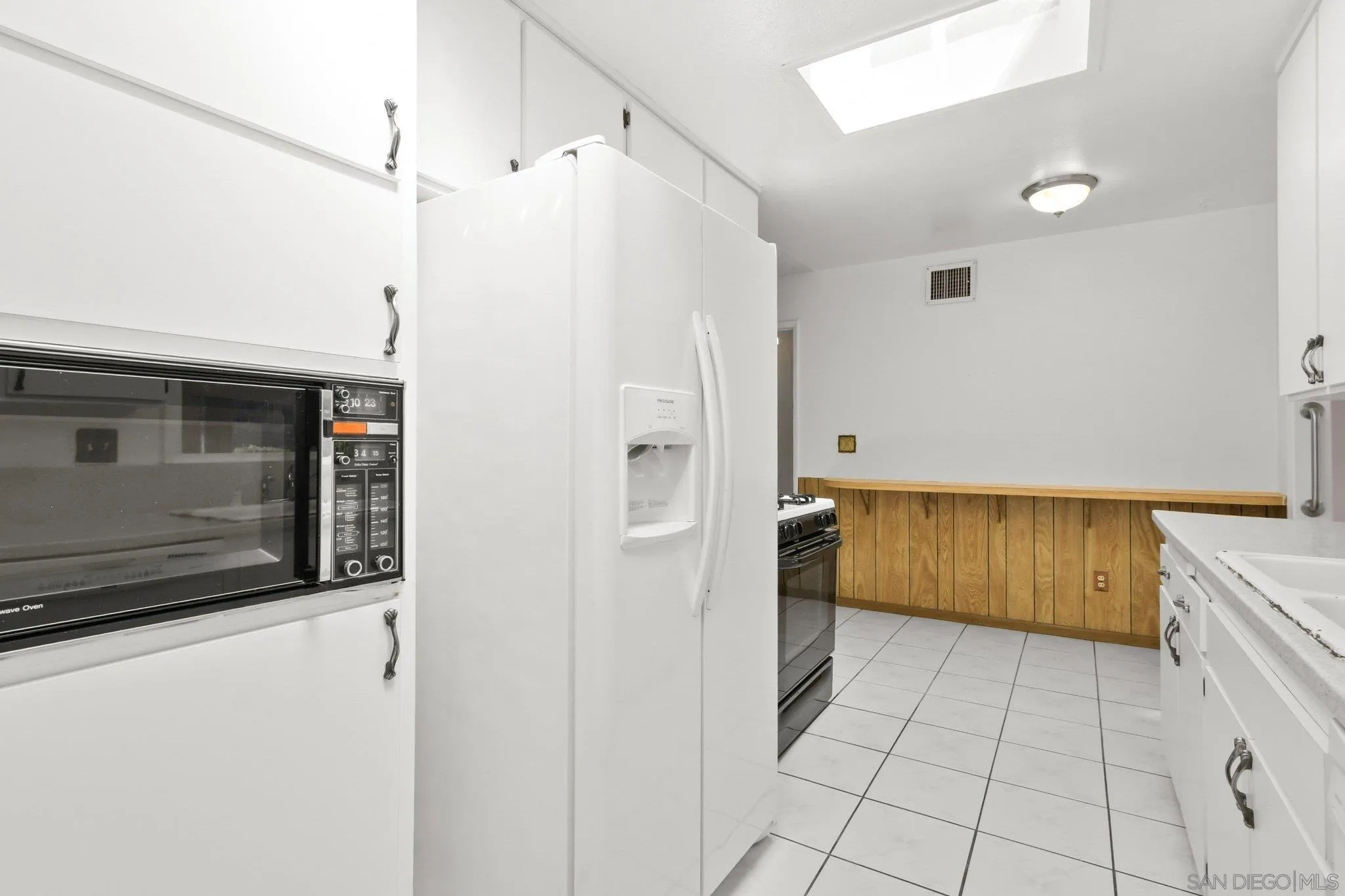 877 Alveda Avenue, El Cajon, CA, 92019