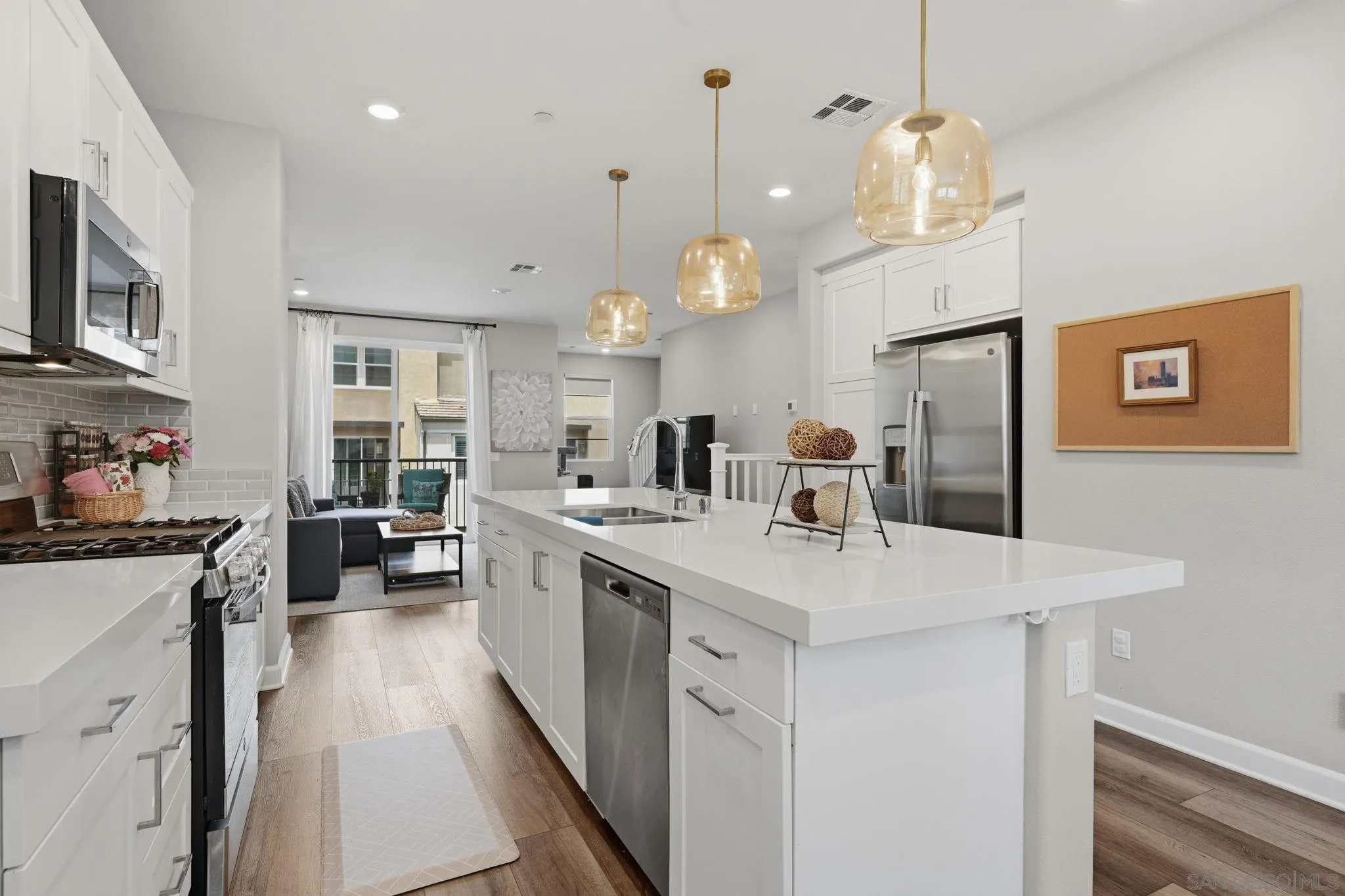 Photo #18: 260009217 Listing: Photo #18