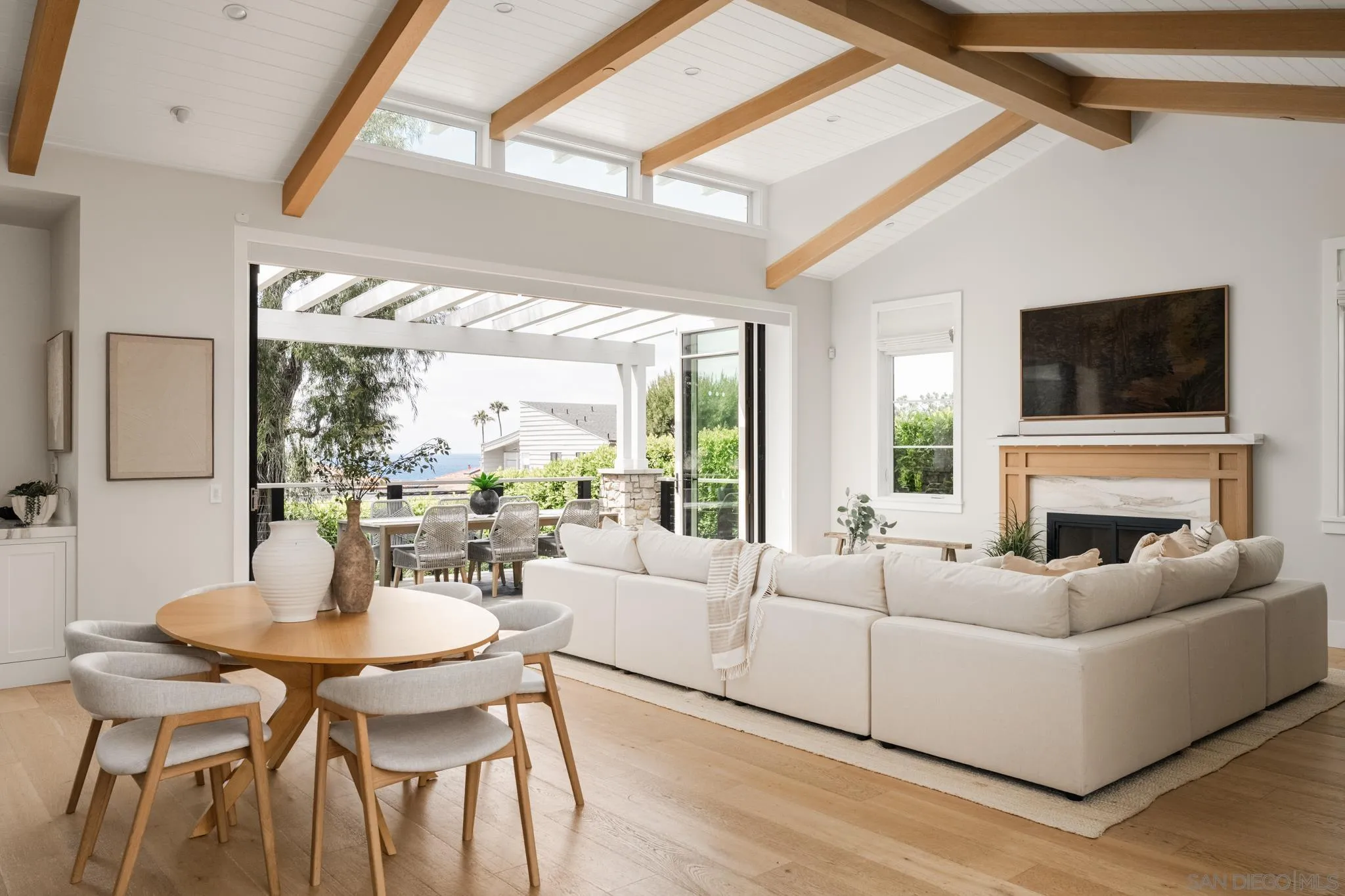 https://cdn.realtyfeed.com/cdn/127/260009224/47f974049c60a0b30ba34b654c9f3496.webp