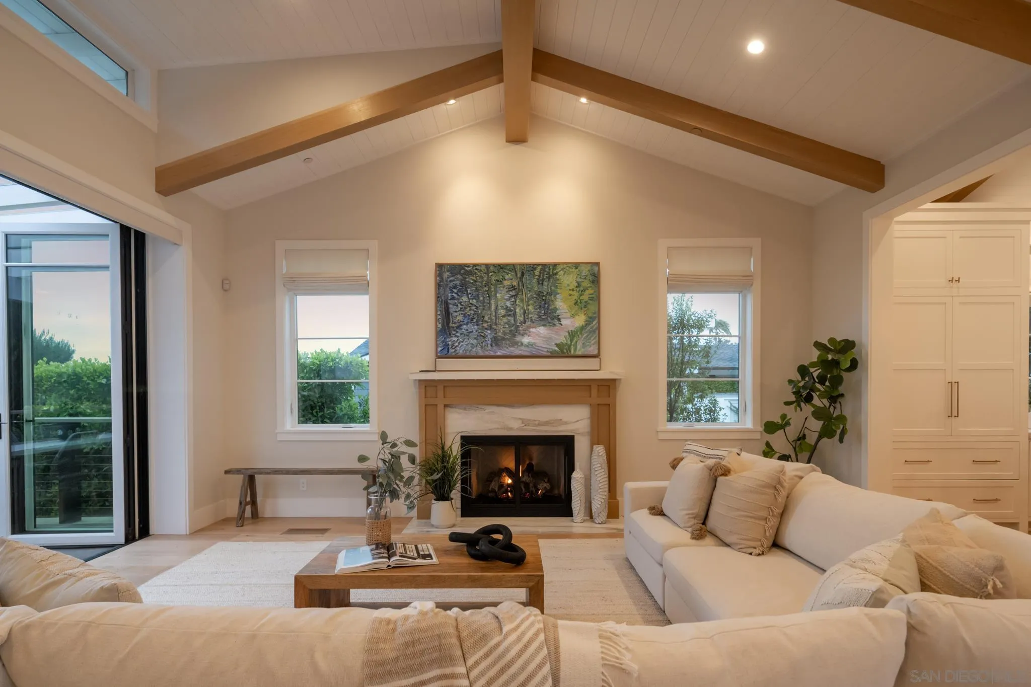 https://cdn.realtyfeed.com/cdn/127/260009224/48340f82301ef89ddc9e0496c97ba043.webp