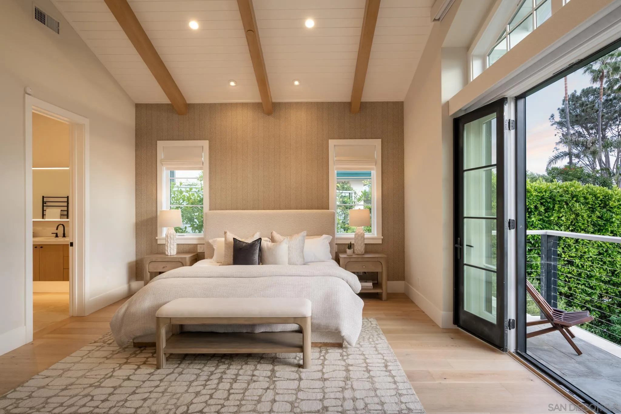 https://cdn.realtyfeed.com/cdn/127/260009224/7d86b85c8b46572f00e827f285419440.webp