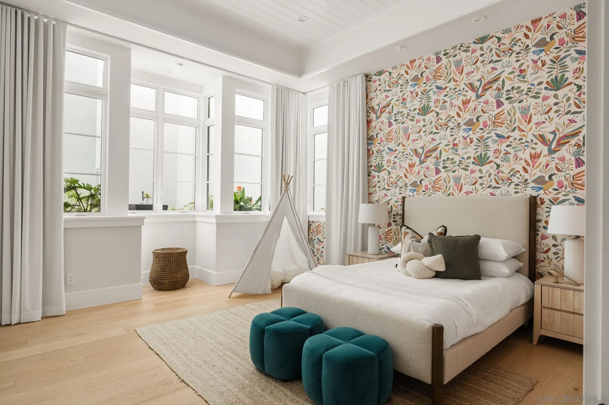 https://cdn.realtyfeed.com/cdn/127/260009224/9c652497b8d1597a1142942764aead72.webp
