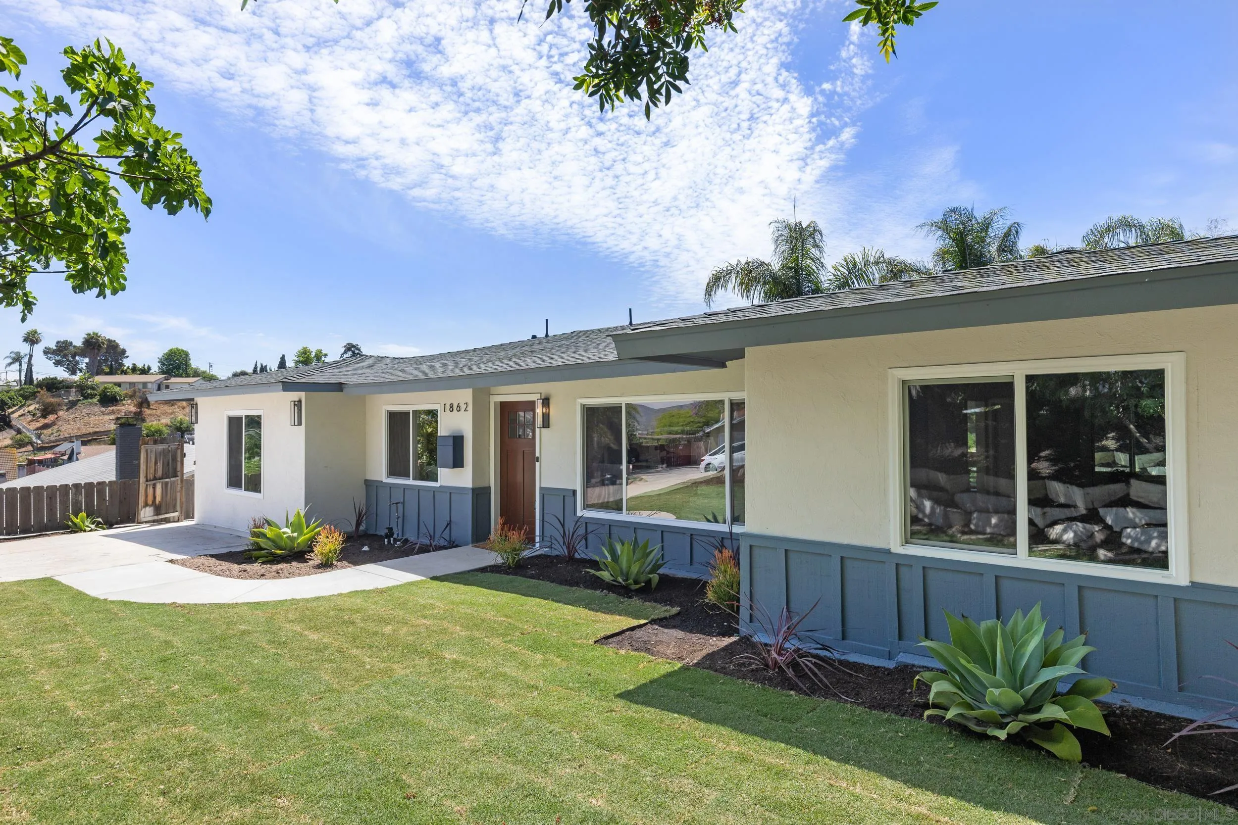 https://cdn.realtyfeed.com/cdn/127/260009226/05062aa58f425e38916e1fad81df2a63.webp