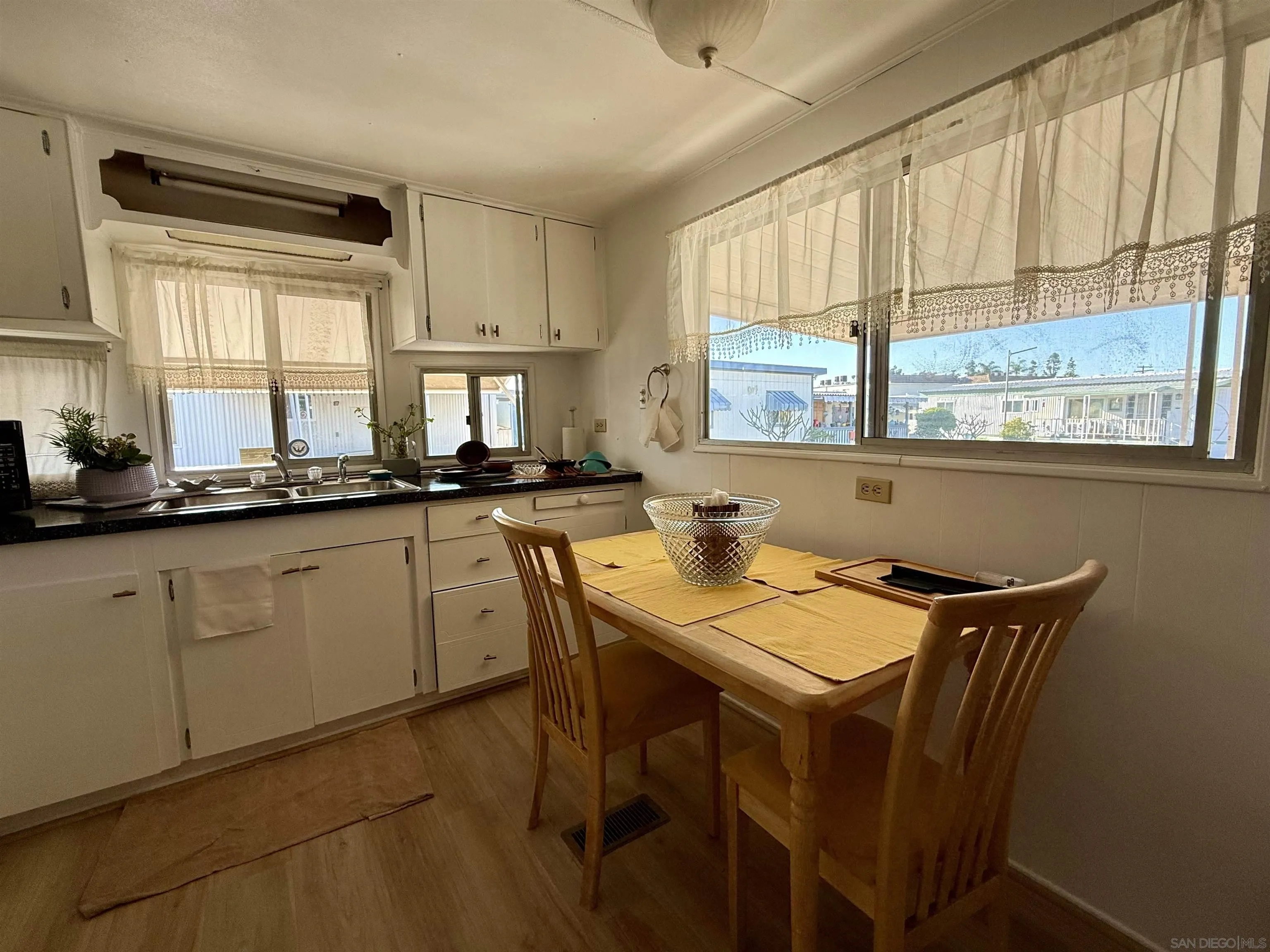 https://cdn.realtyfeed.com/cdn/127/260009228/85931e3297b38dc4bb8e37bea1d196d7.webp