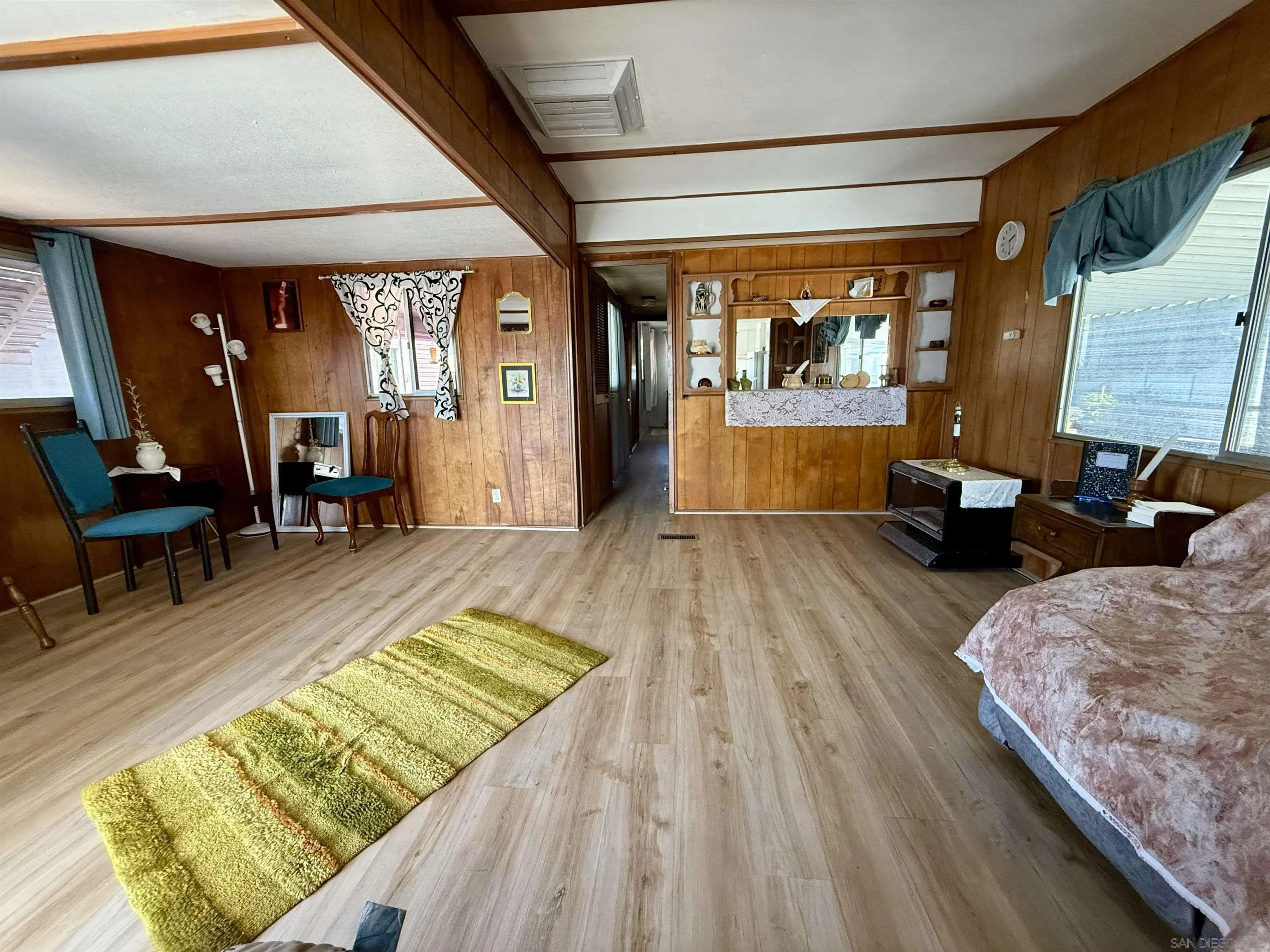 https://cdn.realtyfeed.com/cdn/127/260009228/b7e78b83092f3abf302ea4dfbb3f93c6.webp