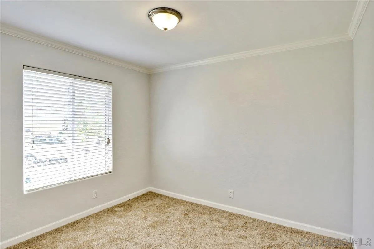 https://cdn.realtyfeed.com/cdn/127/260009235/33a3802b91d86d26558f5ba904fb0f6a.webp