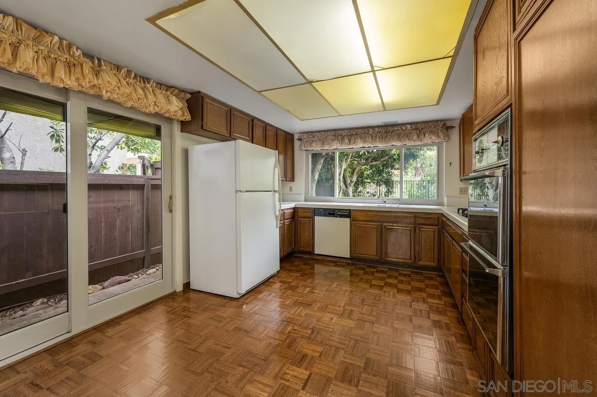 10575 Canyon Lake Dr, San Diego, CA, 92131