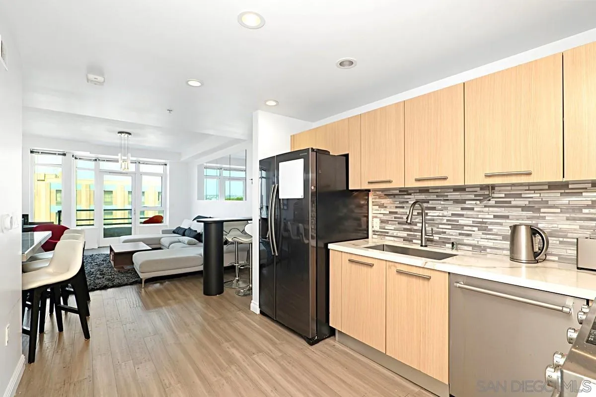 Photo #5: 260009239 Listing: Photo #5