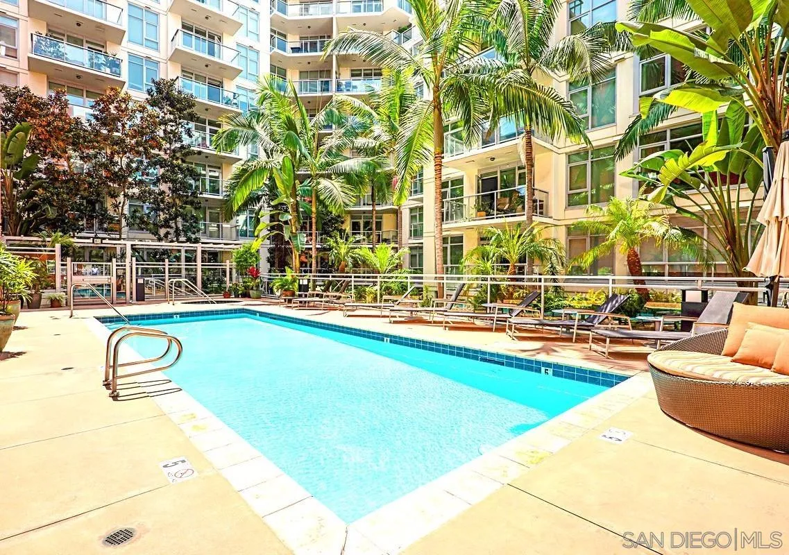 Photo #14: 260009239 Listing: Photo #14