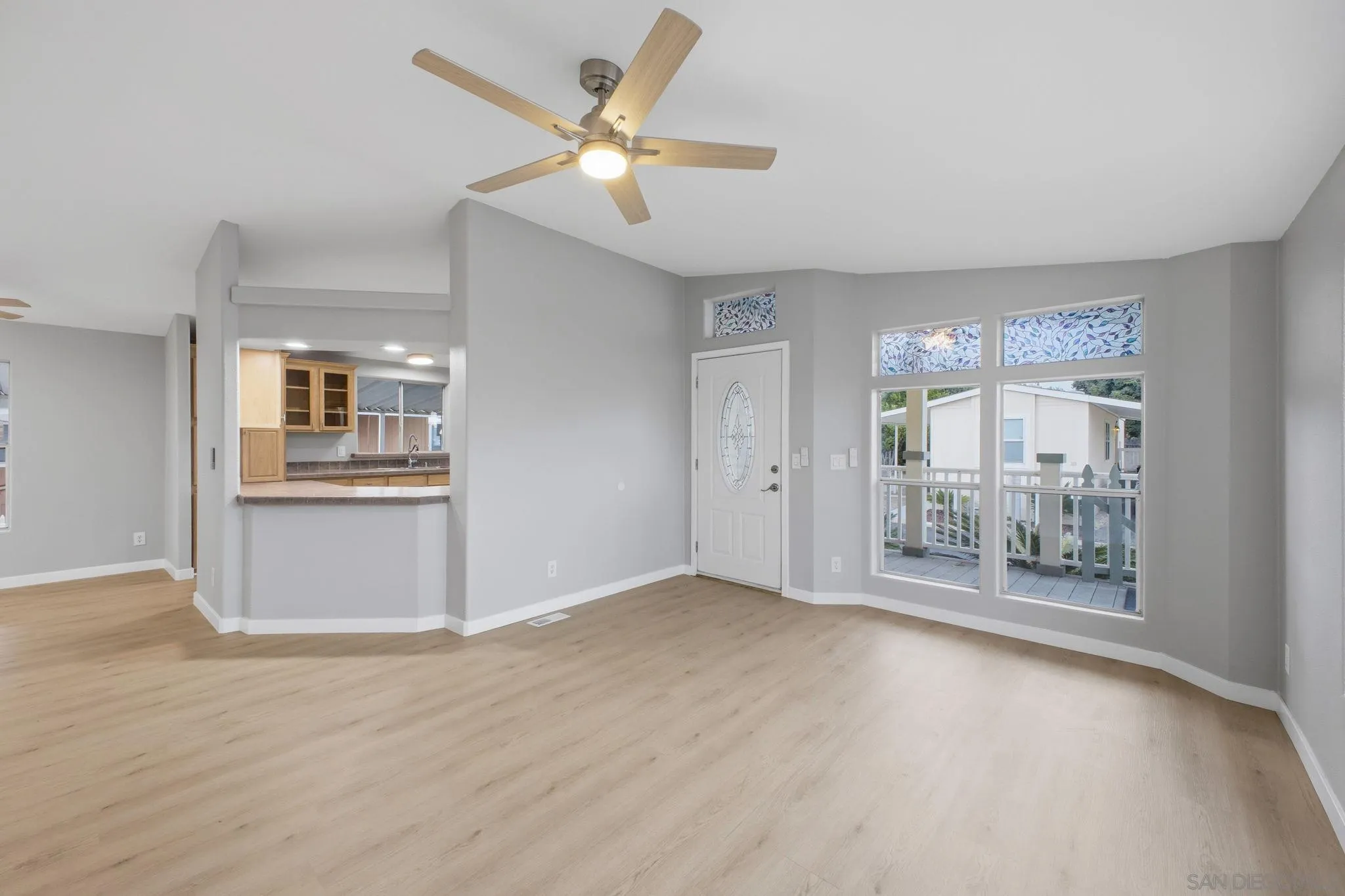 https://cdn.realtyfeed.com/cdn/127/260009240/0a84b54830a2e8609a8defab1fbe4b3f.webp