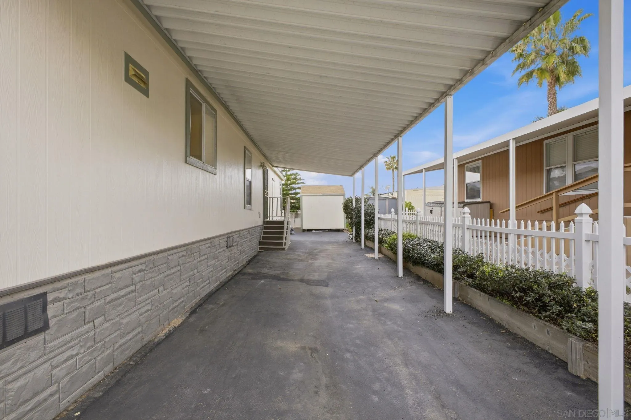 https://cdn.realtyfeed.com/cdn/127/260009240/80357268c2a0d0034a6ce9ac5d72f7c3.webp