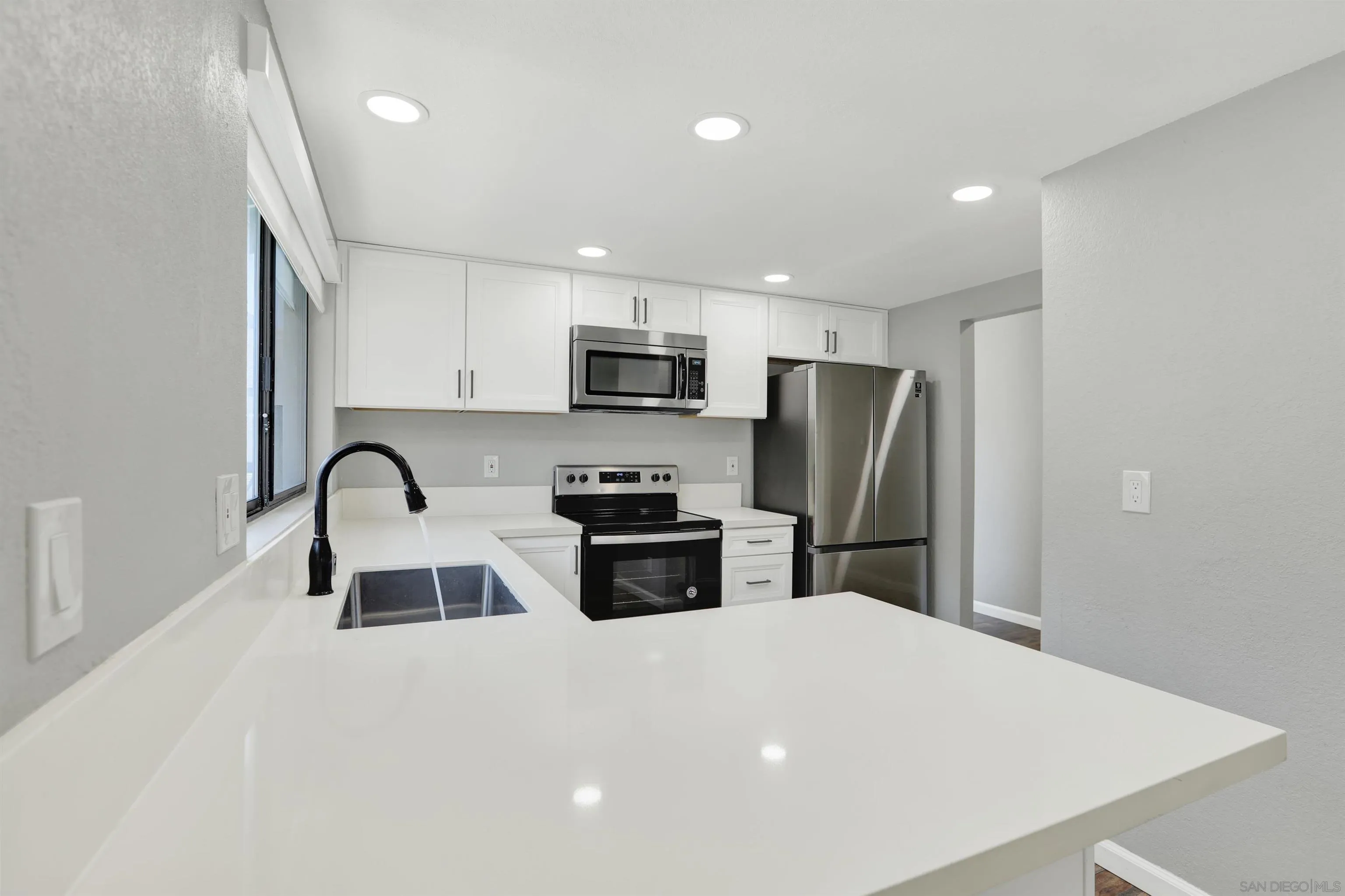 Photo #6: 260009244 Listing: Photo #6