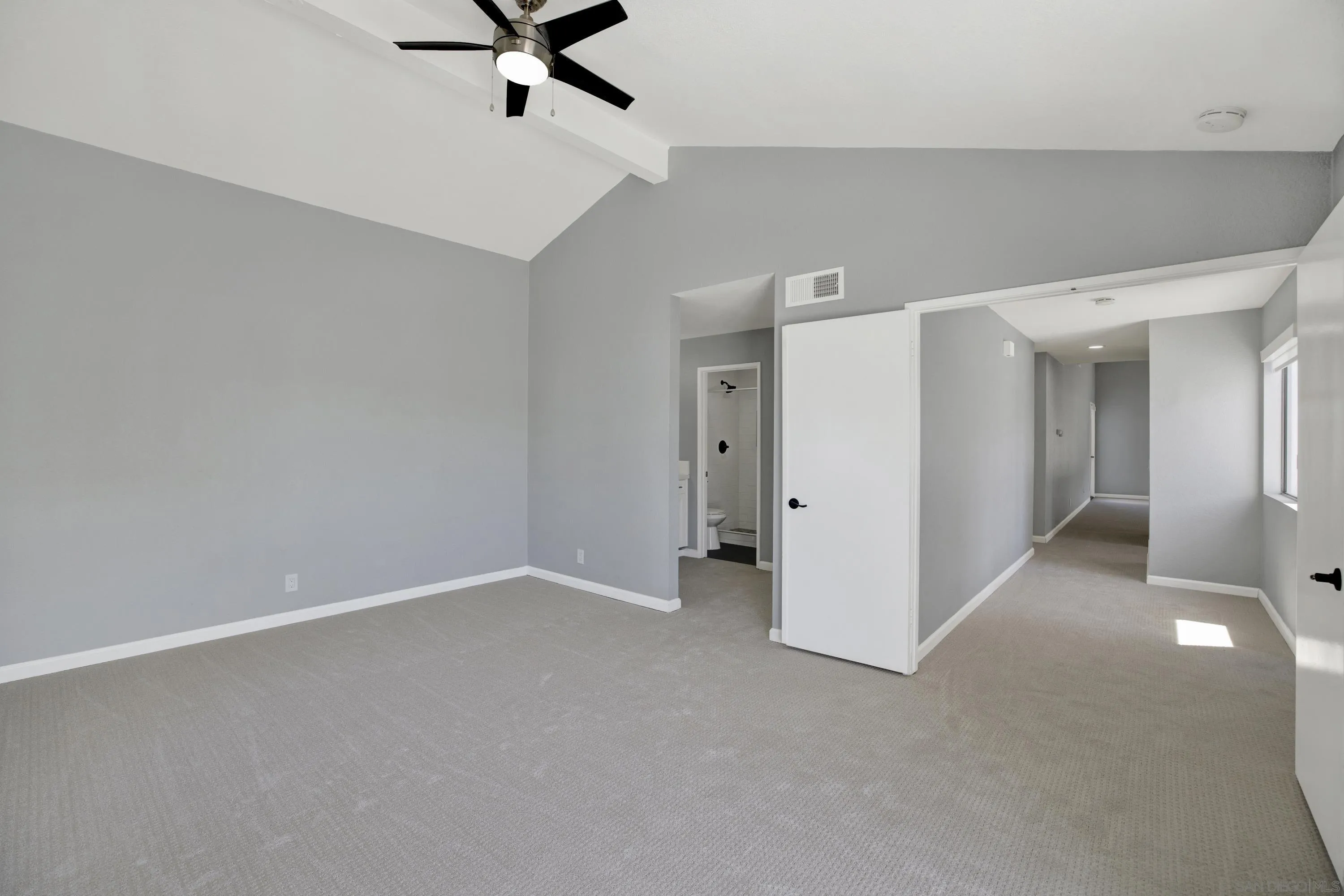 https://cdn.realtyfeed.com/cdn/127/260009244/8ece74667fc072e8283e65d23f3febcb.webp
