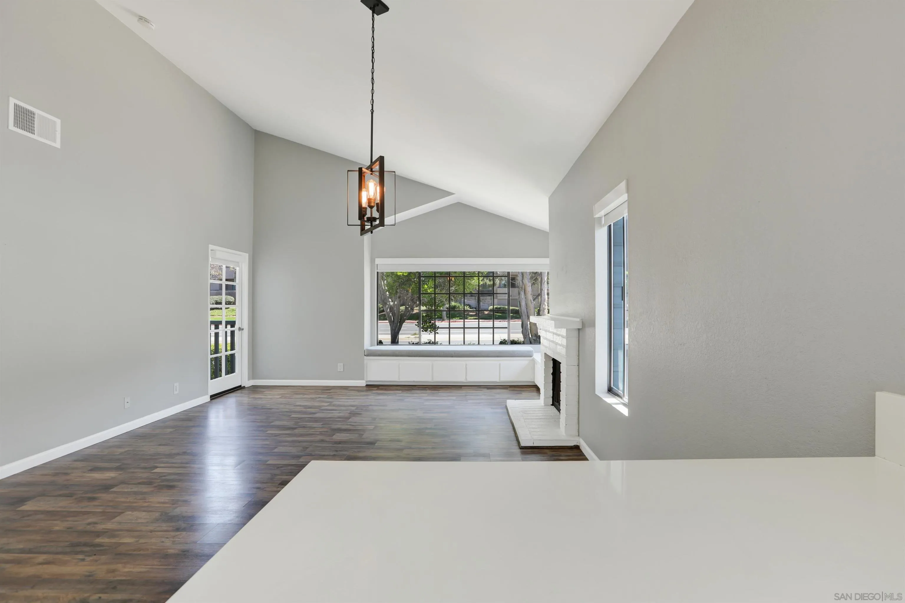 Photo #16: 260009244 Listing: Photo #16