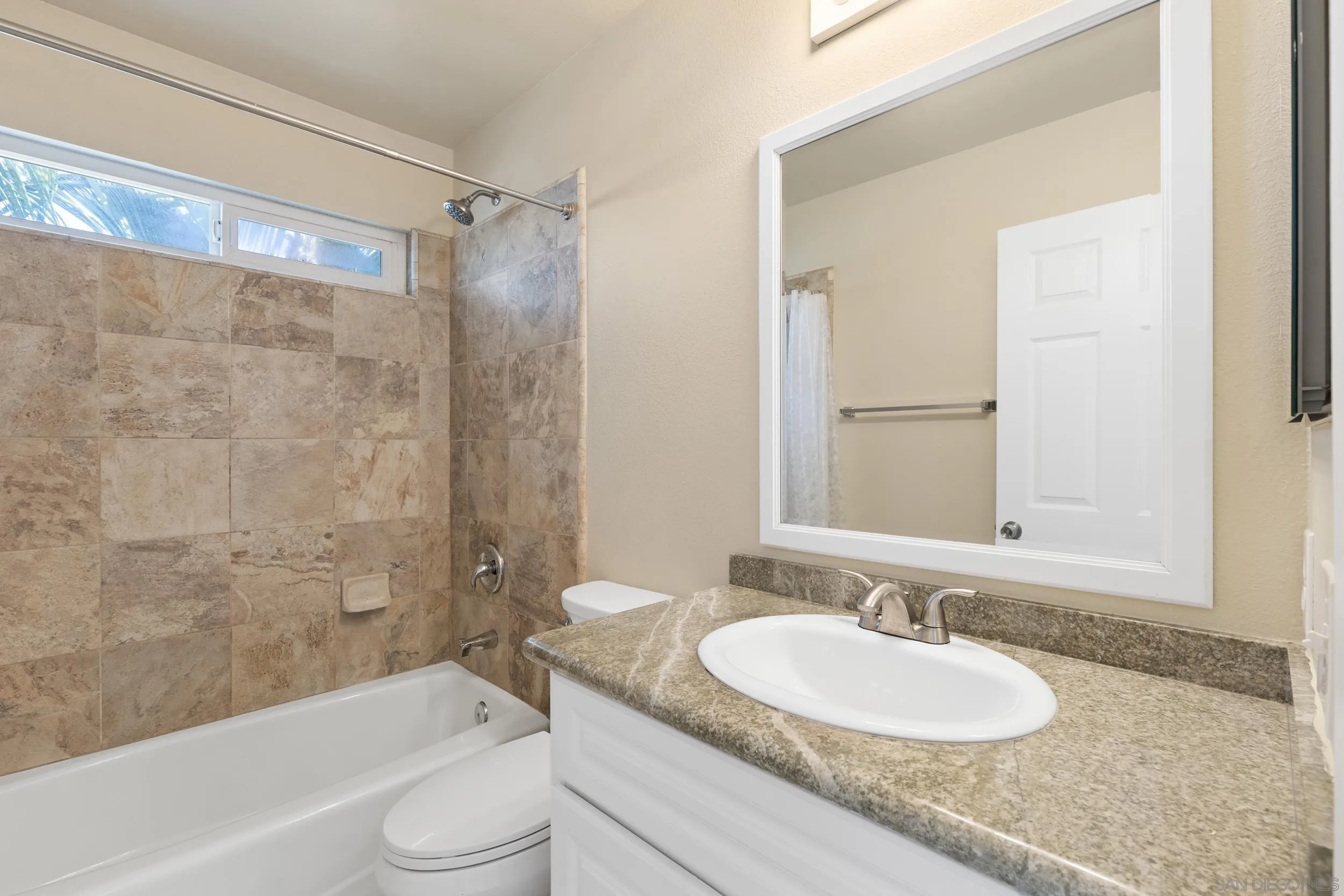 Photo #27: 260009248 Listing: Photo #27