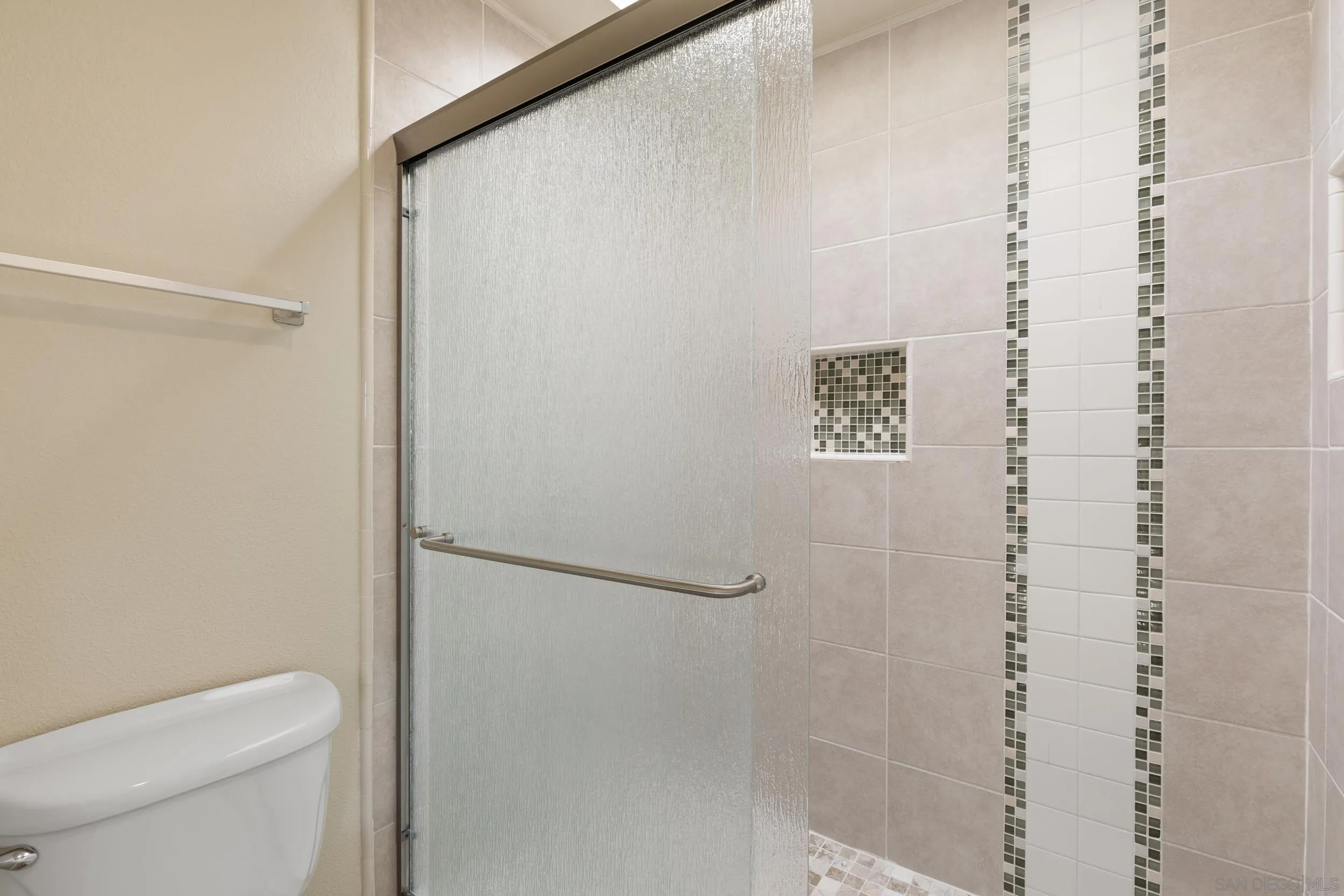 Photo #22: 260009248 Listing: Photo #22