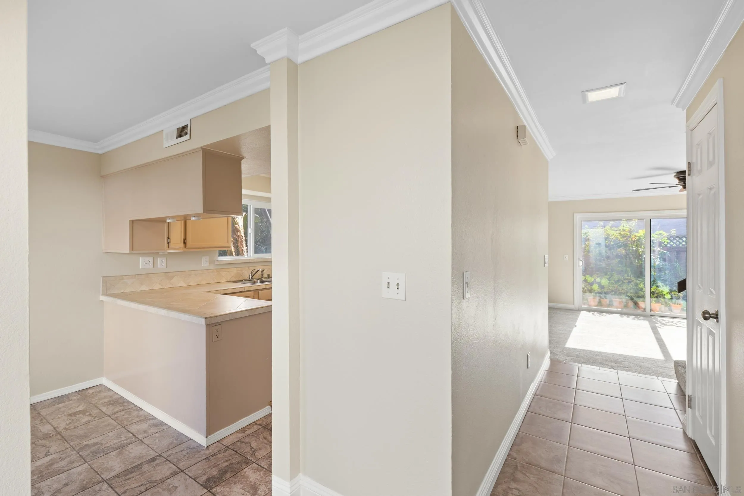 Photo #7: 260009248 Listing: Photo #7