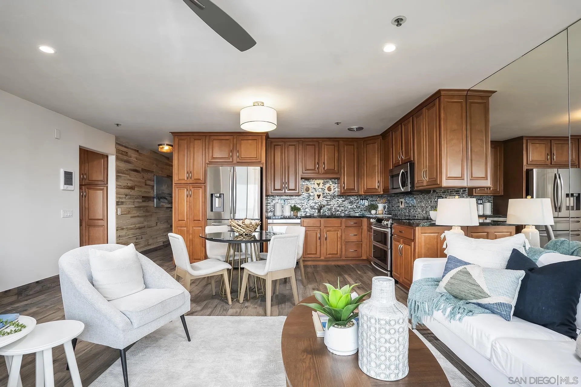 https://cdn.realtyfeed.com/cdn/127/260009254/66debaf2d943825aeccf9301dd2fb717.webp
