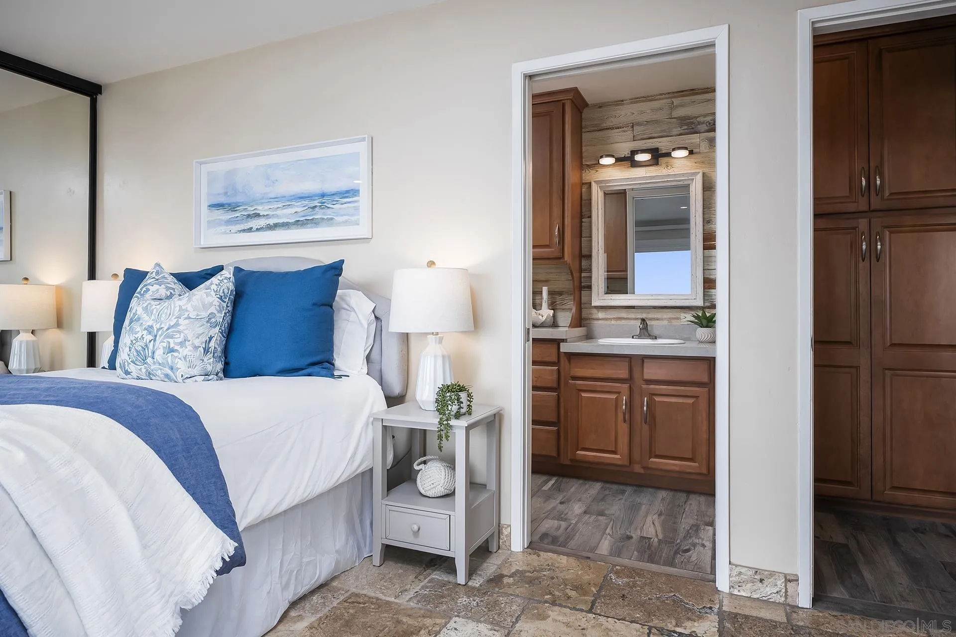 https://cdn.realtyfeed.com/cdn/127/260009254/c635f7a95a6afe9ac0f2c85d987db720.webp
