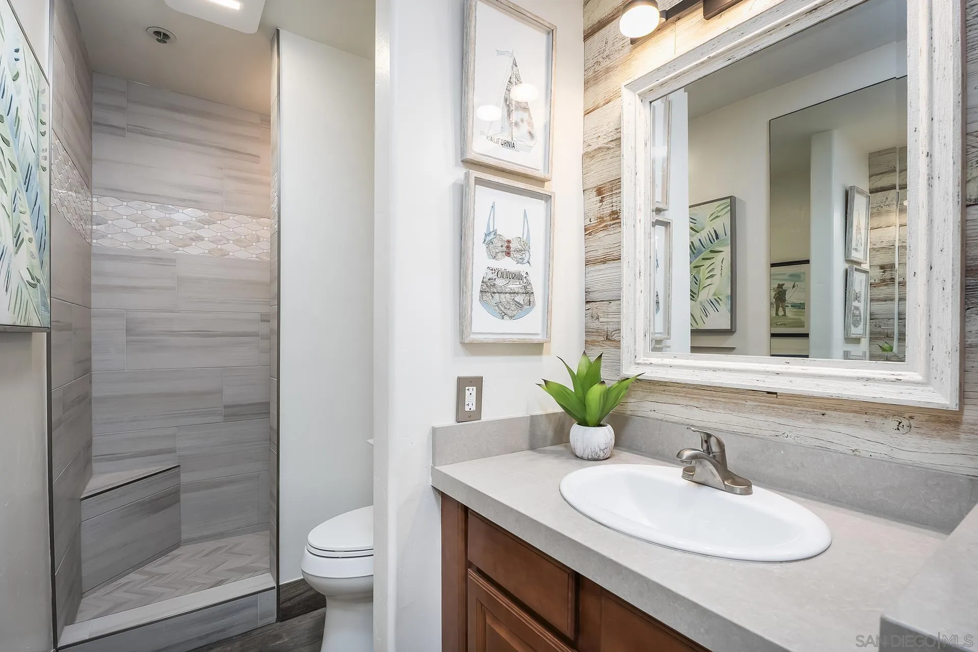 https://cdn.realtyfeed.com/cdn/127/260009254/d61f8f5827b4d6abbf740b2276878dc2.webp
