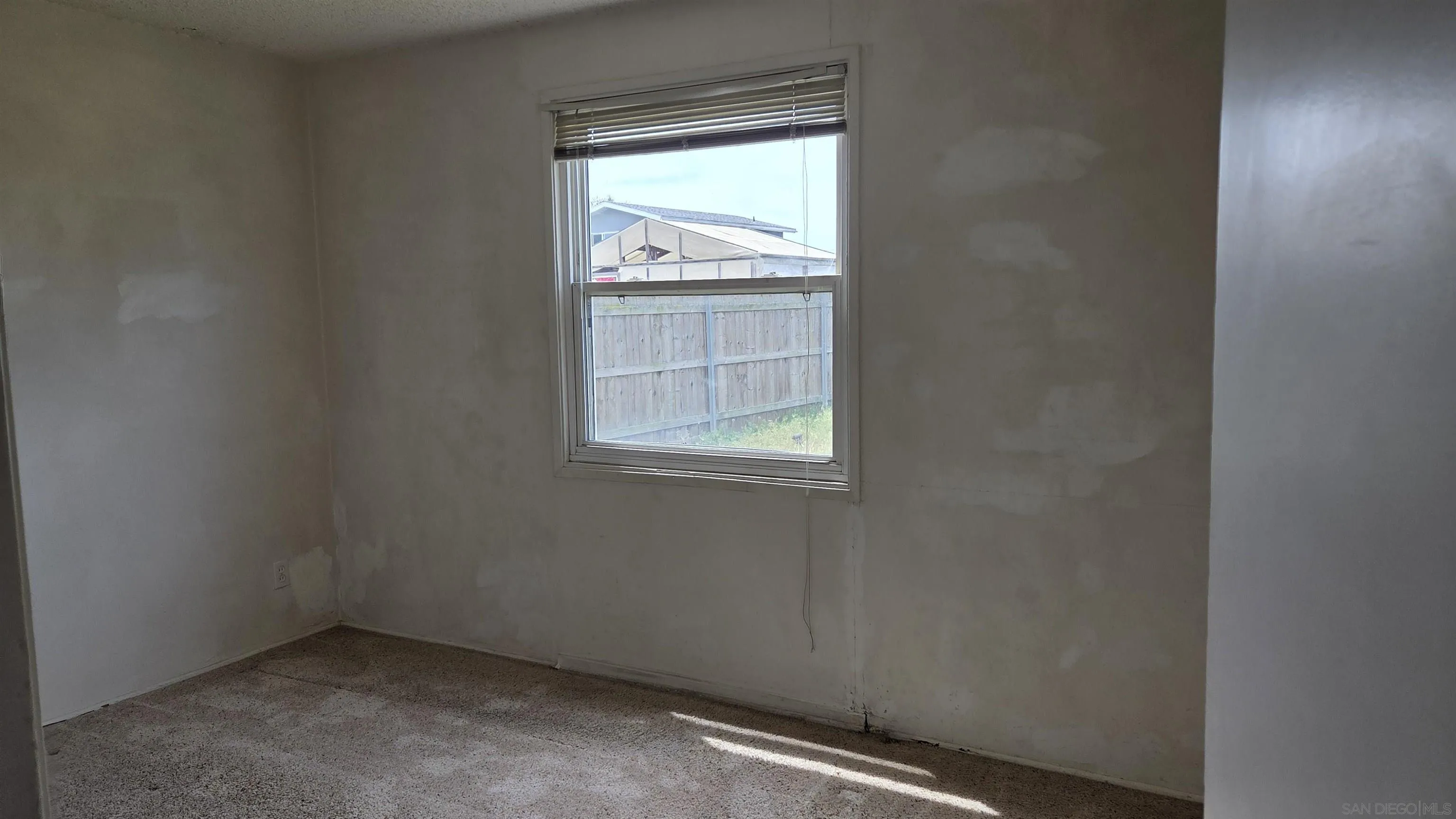 https://cdn.realtyfeed.com/cdn/127/260009261/594179d398311e2349b28f4badc44b20.webp