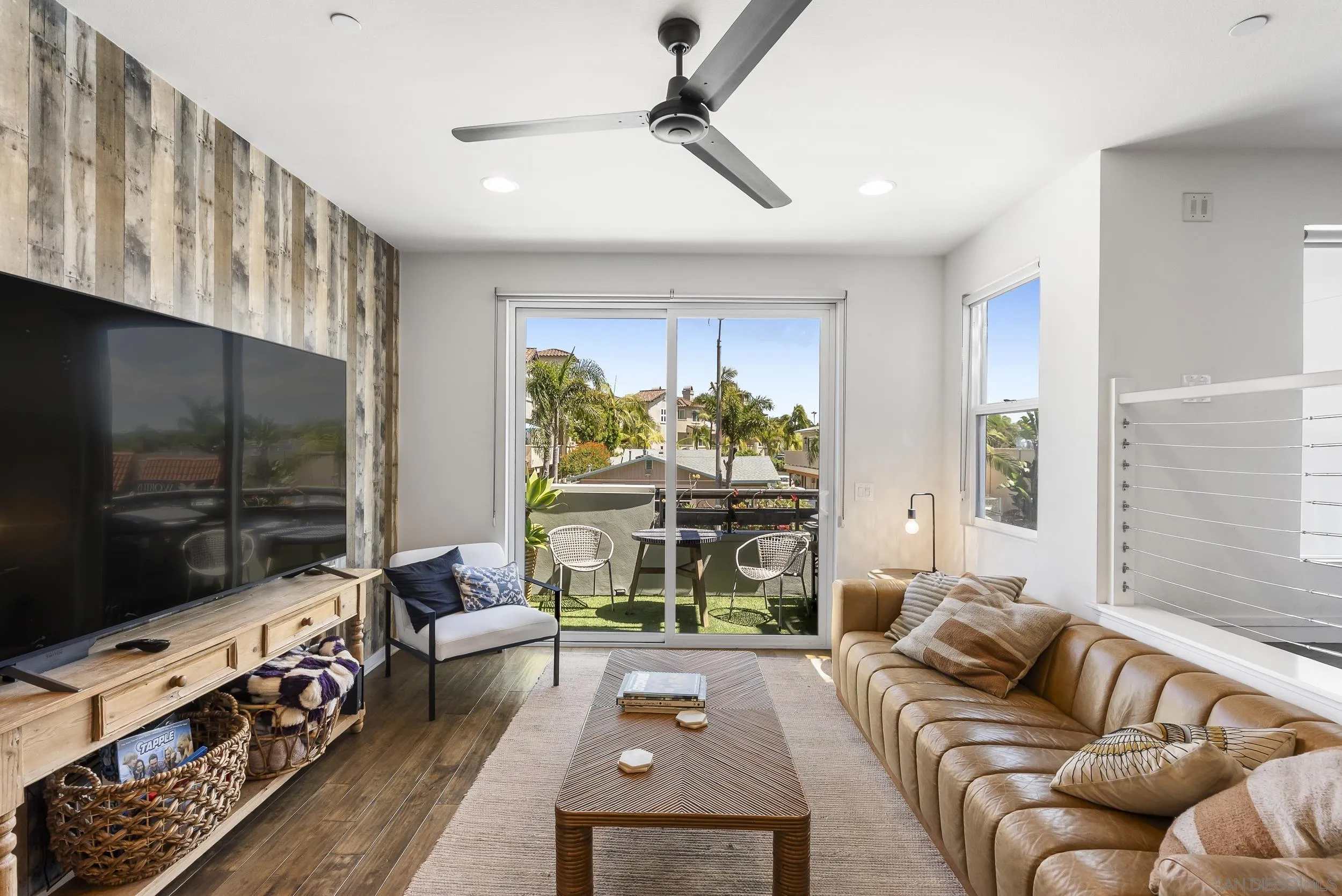 2537 State St., Carlsbad, CA, 92008