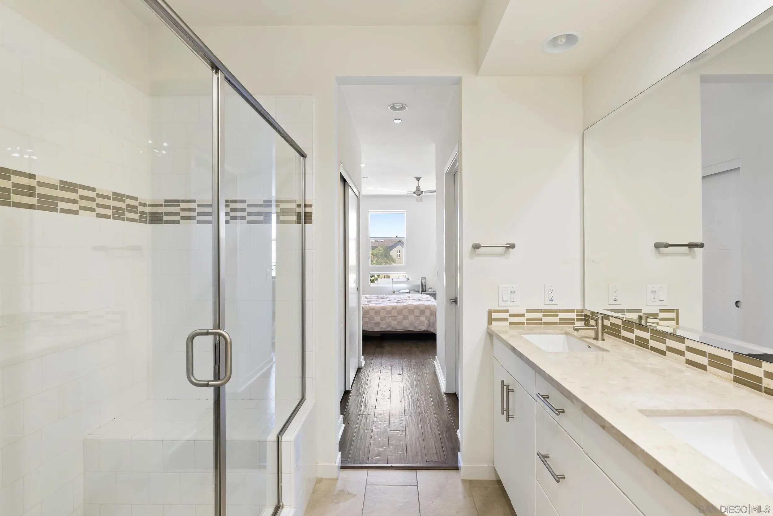 2537 State St., Carlsbad, CA, 92008