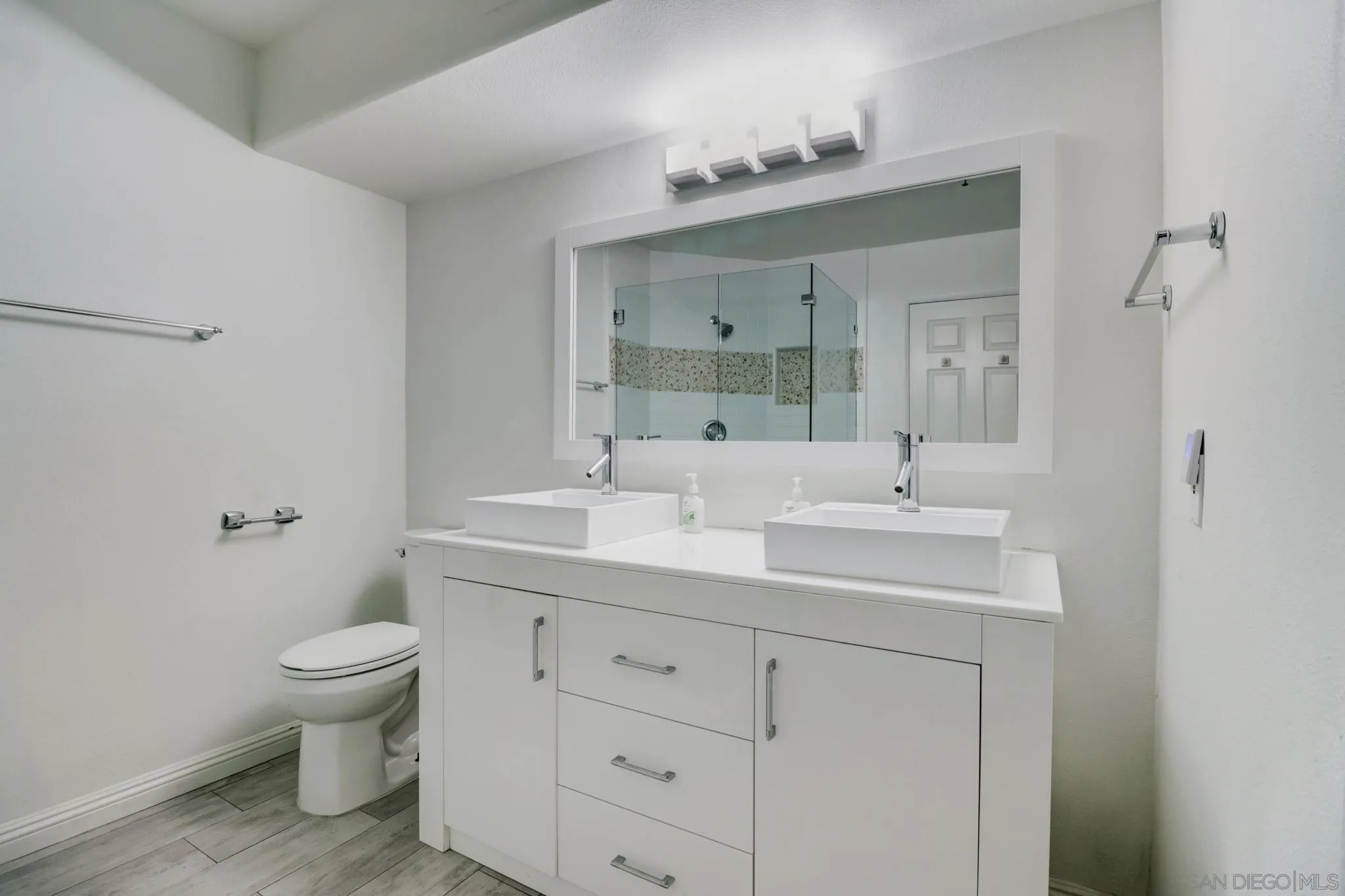 Photo #30: 260009267 Listing: Photo #30