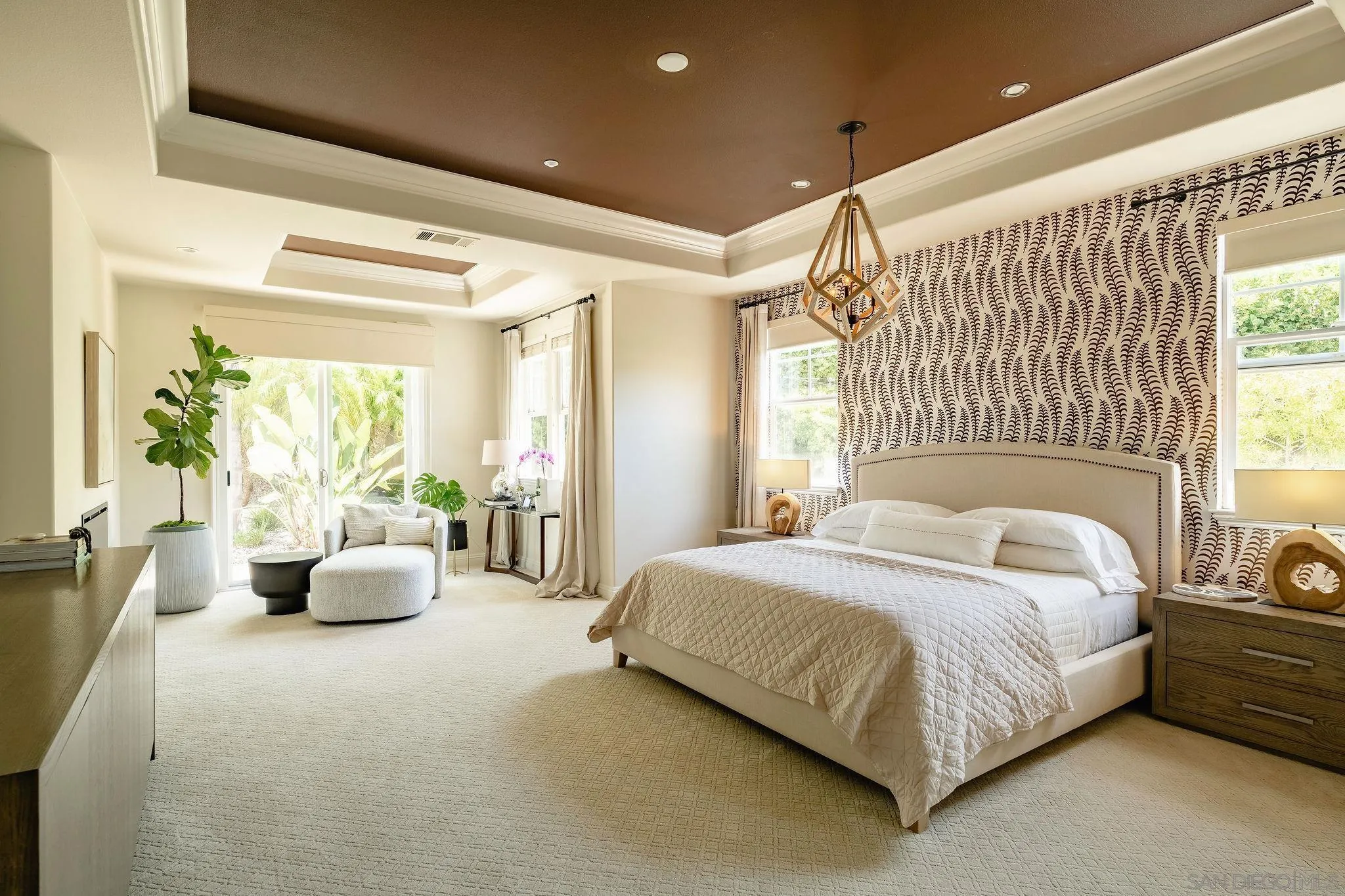 https://cdn.realtyfeed.com/cdn/127/260009273/06f77fcce735f148a468785a1e2029dc.webp