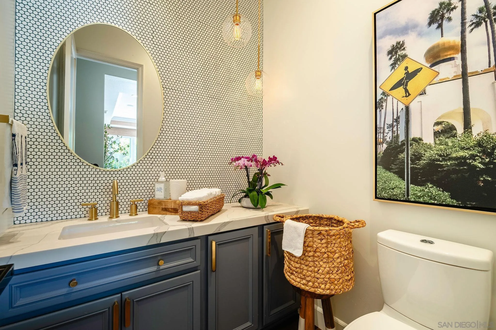 https://cdn.realtyfeed.com/cdn/127/260009273/15a228cc2945aa032a9033b59df344af.webp