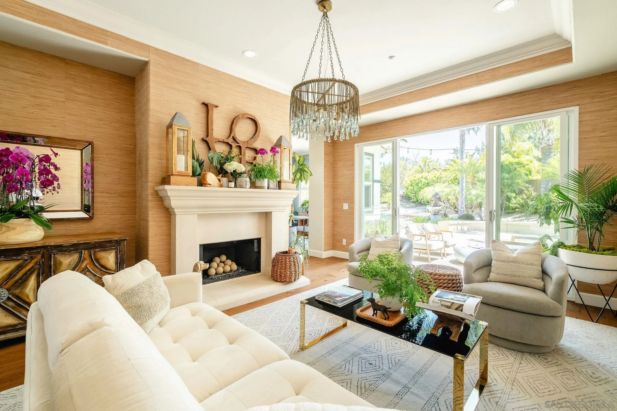 https://cdn.realtyfeed.com/cdn/127/260009273/b2b52bbf73432861a01c17808460fb85.webp